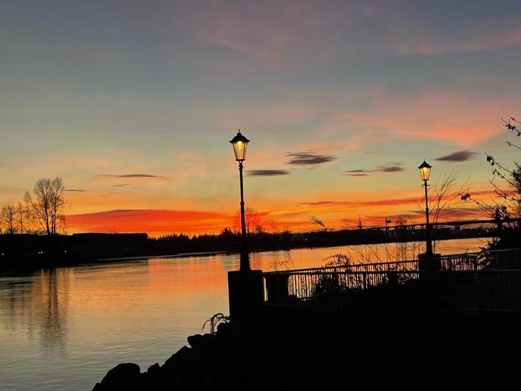 Quay Apartment/Condo for sale:  3 bedroom 1,477 sq.ft. (Listed 2024-11-26)