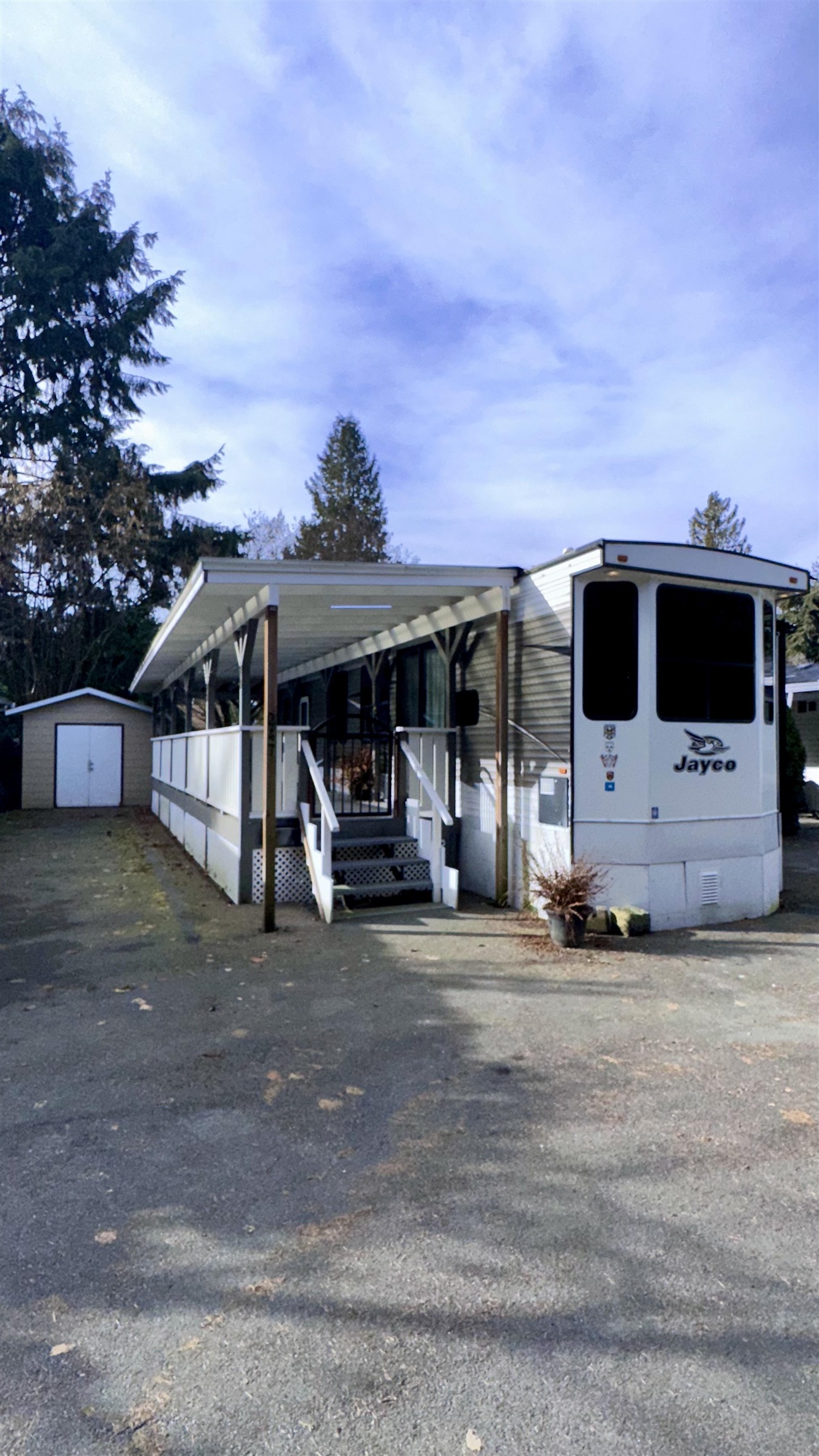 247 TOMAHAWK AVENUE