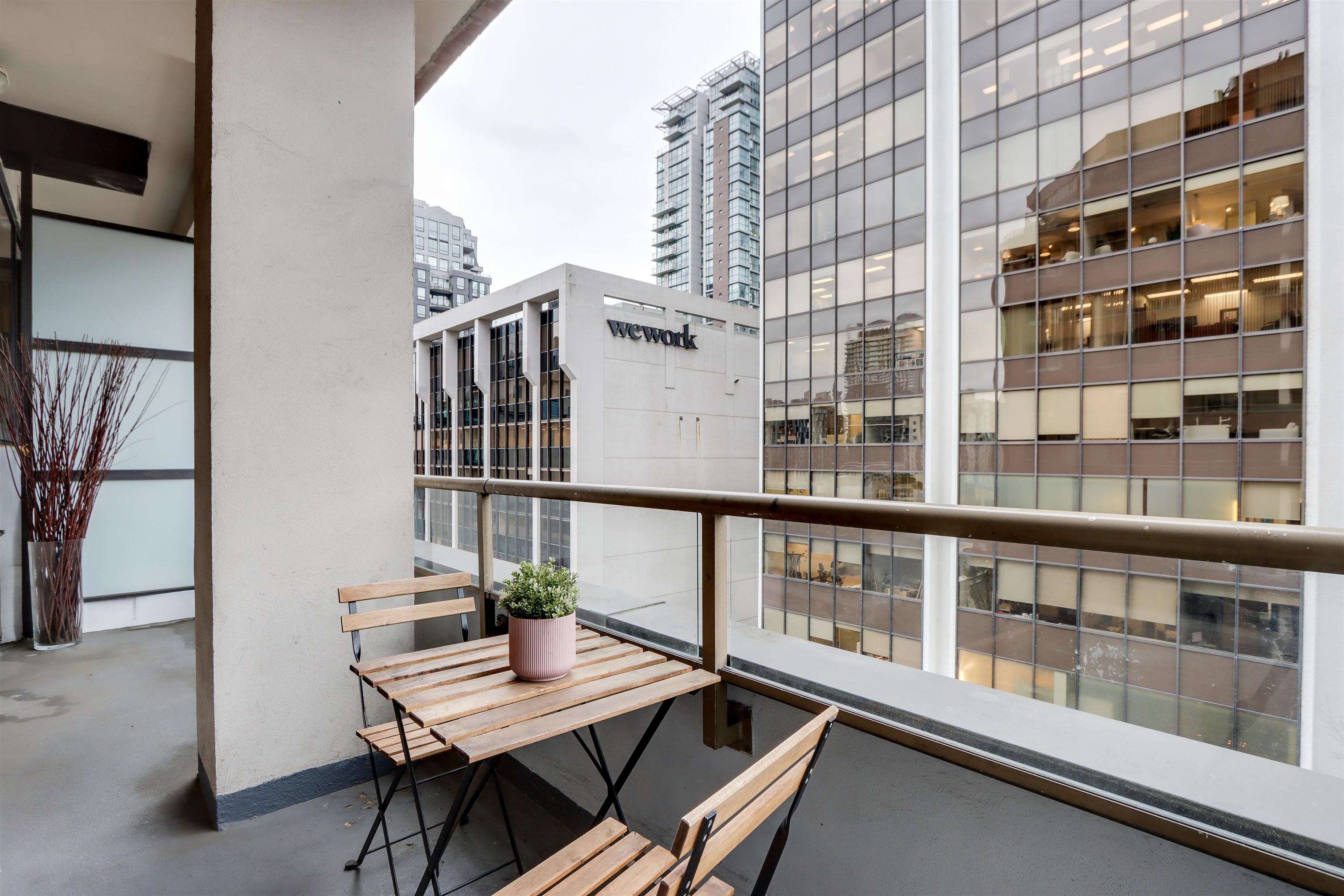 613 1010 Howe Street, Vancouver, Downtown VW, V6Z 1P5 21