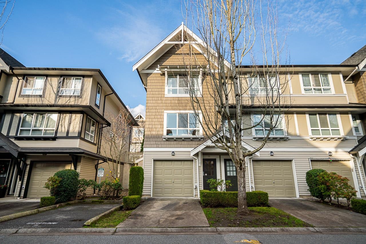 33 6747 203 Street, Langley, Willoughby Heights, V2Y 3B5 1