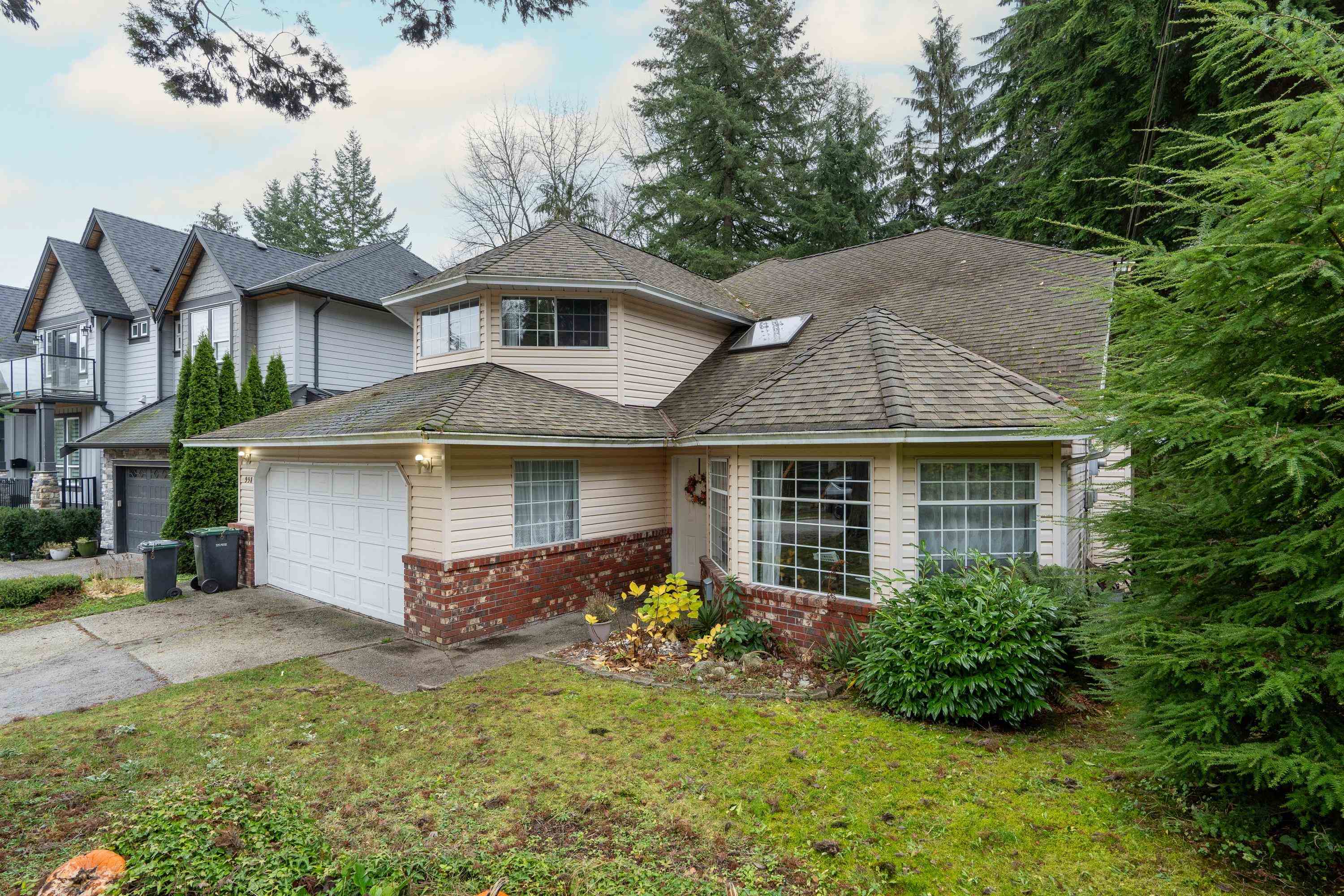 998 Seaforth Way, Port Moody, College Park PM, V3H 1P3 1