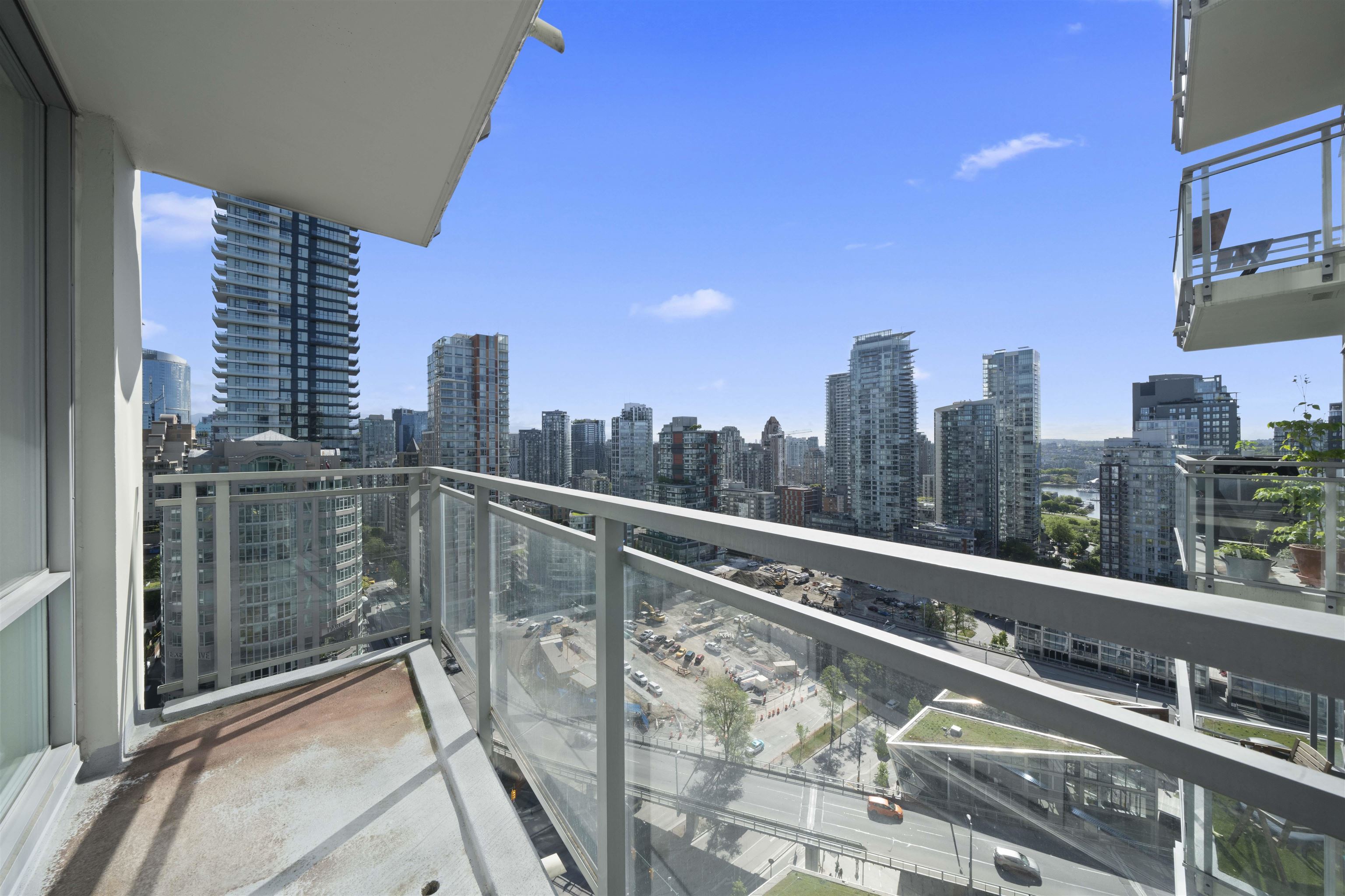 2301 1455 Howe Street, Vancouver, Yaletown, V6Z 1C2 3