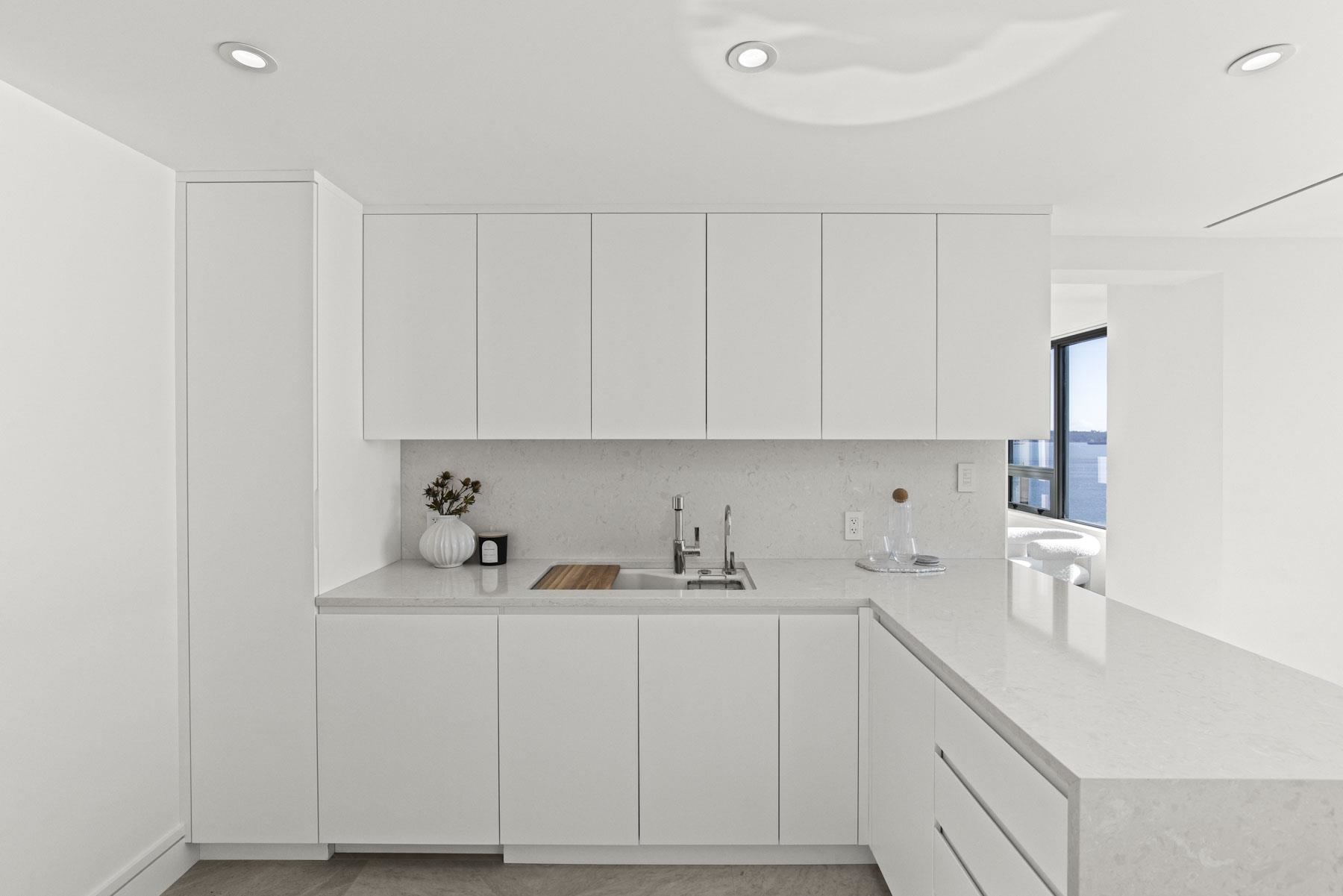 Listing image of 12 2250 BELLEVUE AVENUE
