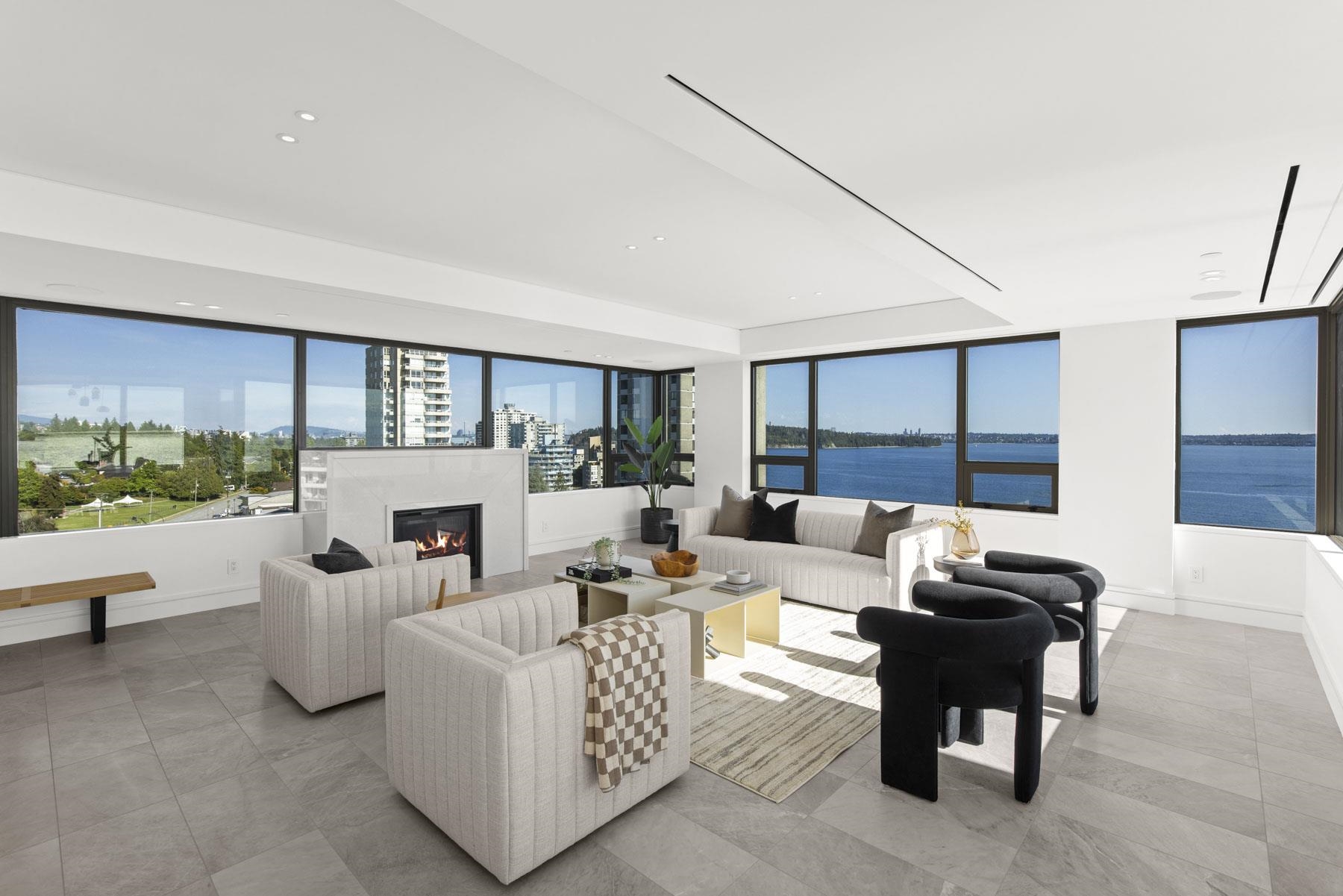 Listing image of 12 2250 BELLEVUE AVENUE