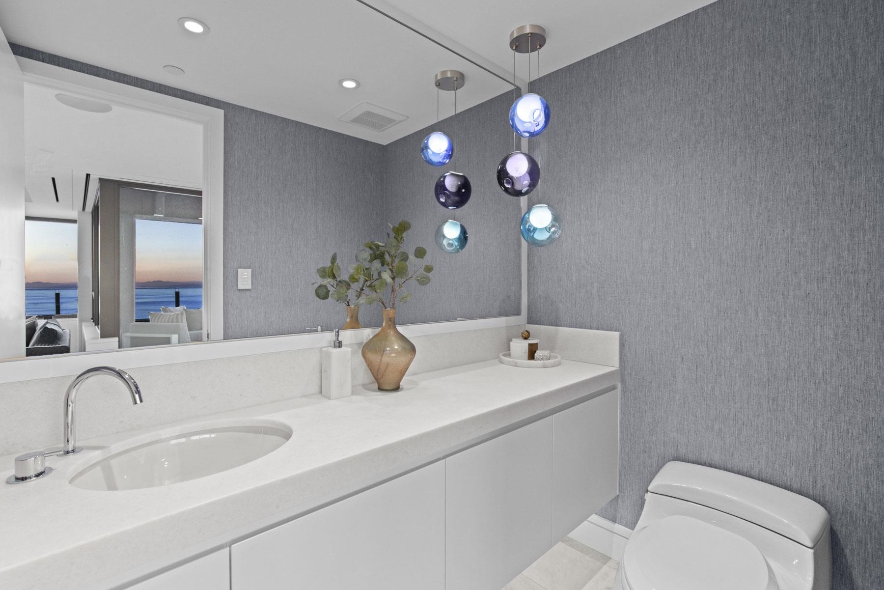 Listing image of 12 2250 BELLEVUE AVENUE