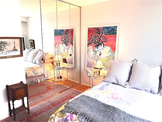 Listing image of 303 444 LONSDALE AVENUE