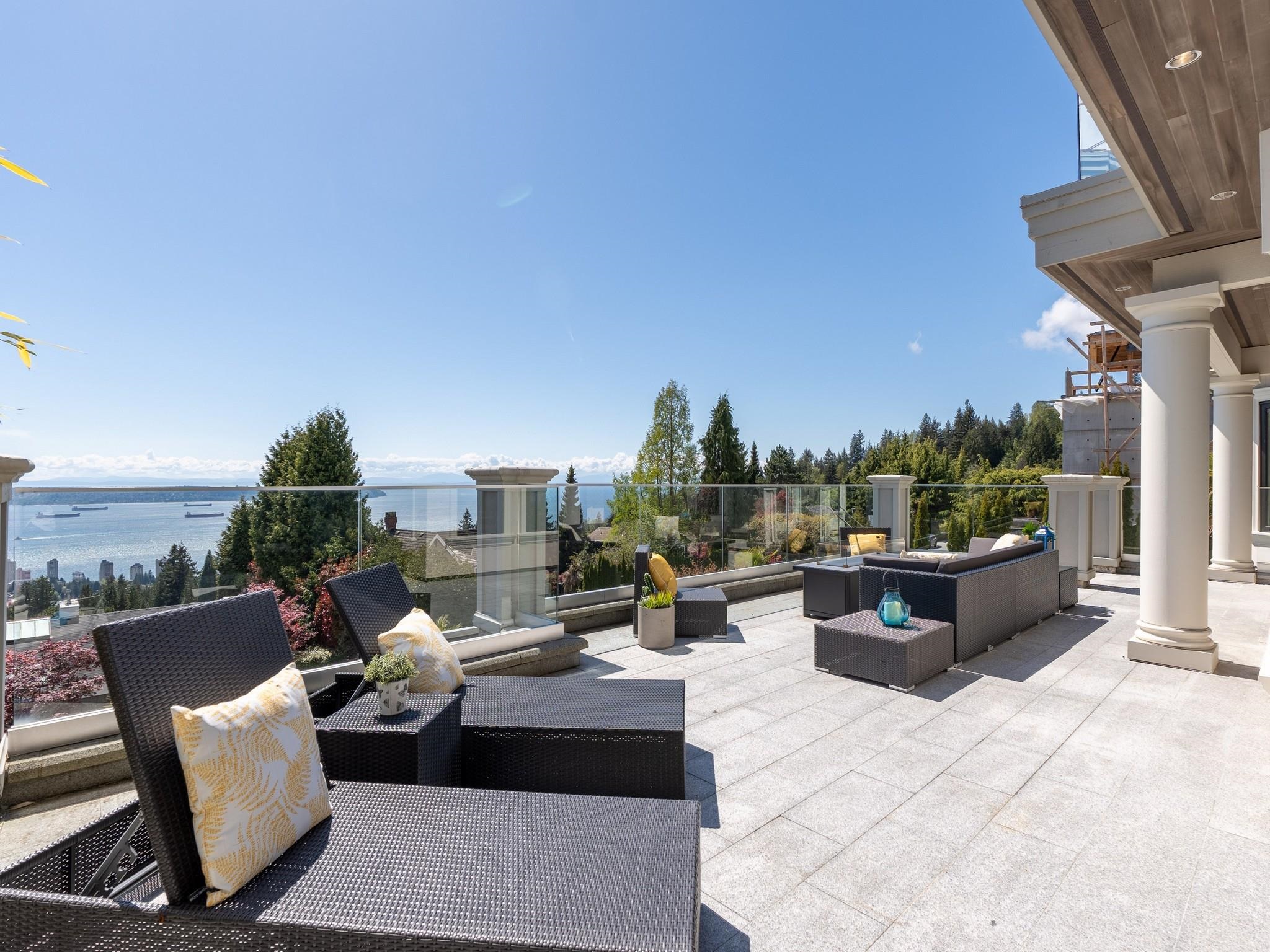 2382 Westhill Drive, West Vancouver, Westhill, V7S 2Z5 22