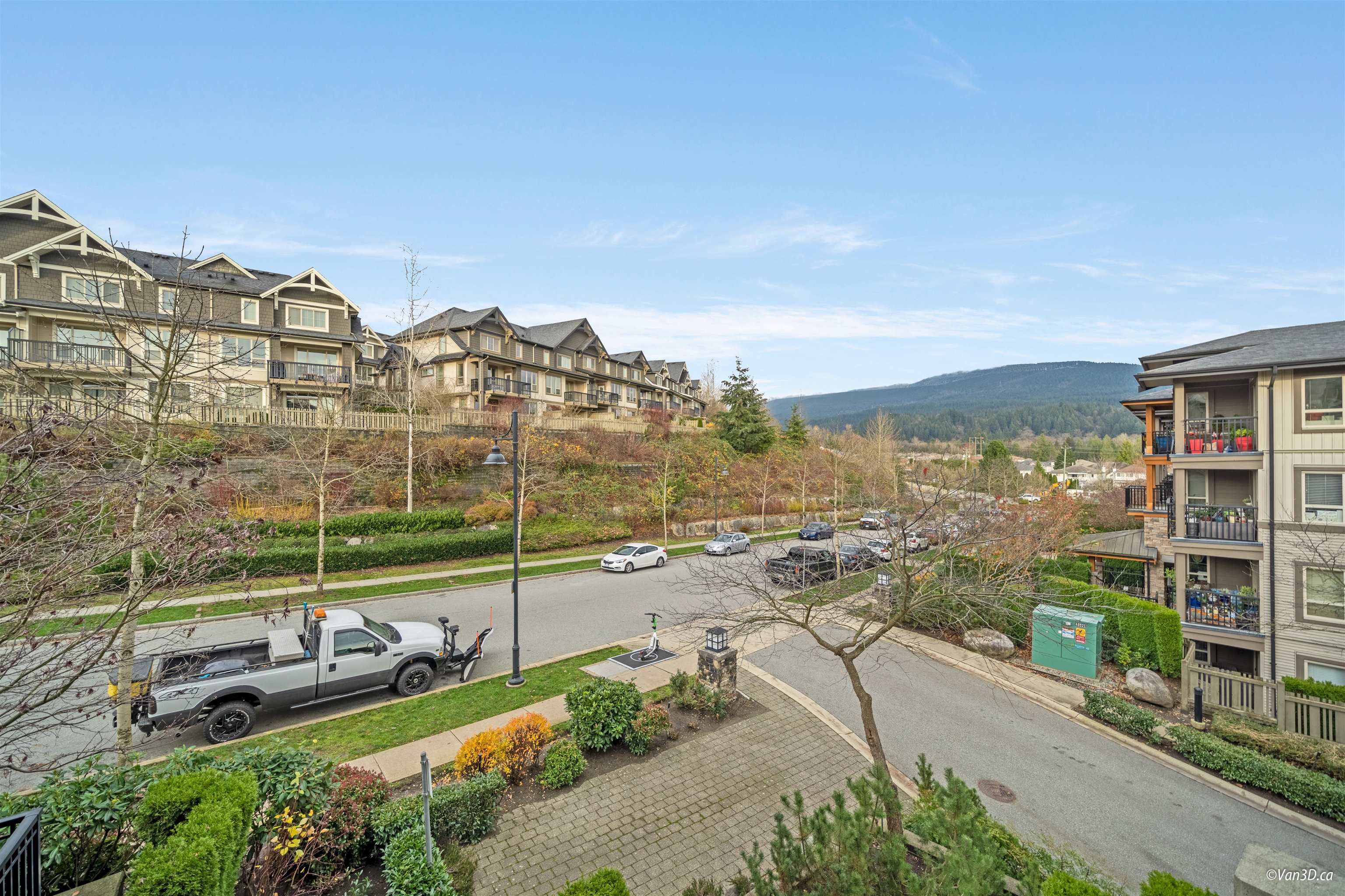 303 3156 Dayanee Springs Boulevard, Coquitlam, Westwood Plateau, V3E 0B7 26