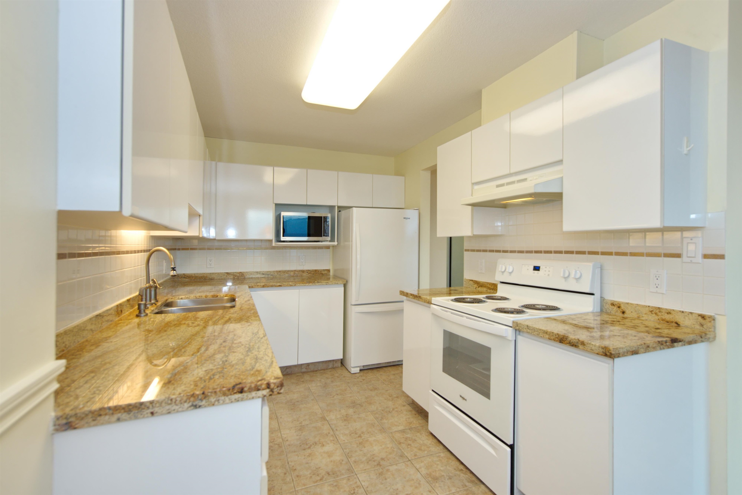 901 5899 Wilson Avenue, Burnaby, Central Park BS, V5H 4R9 17