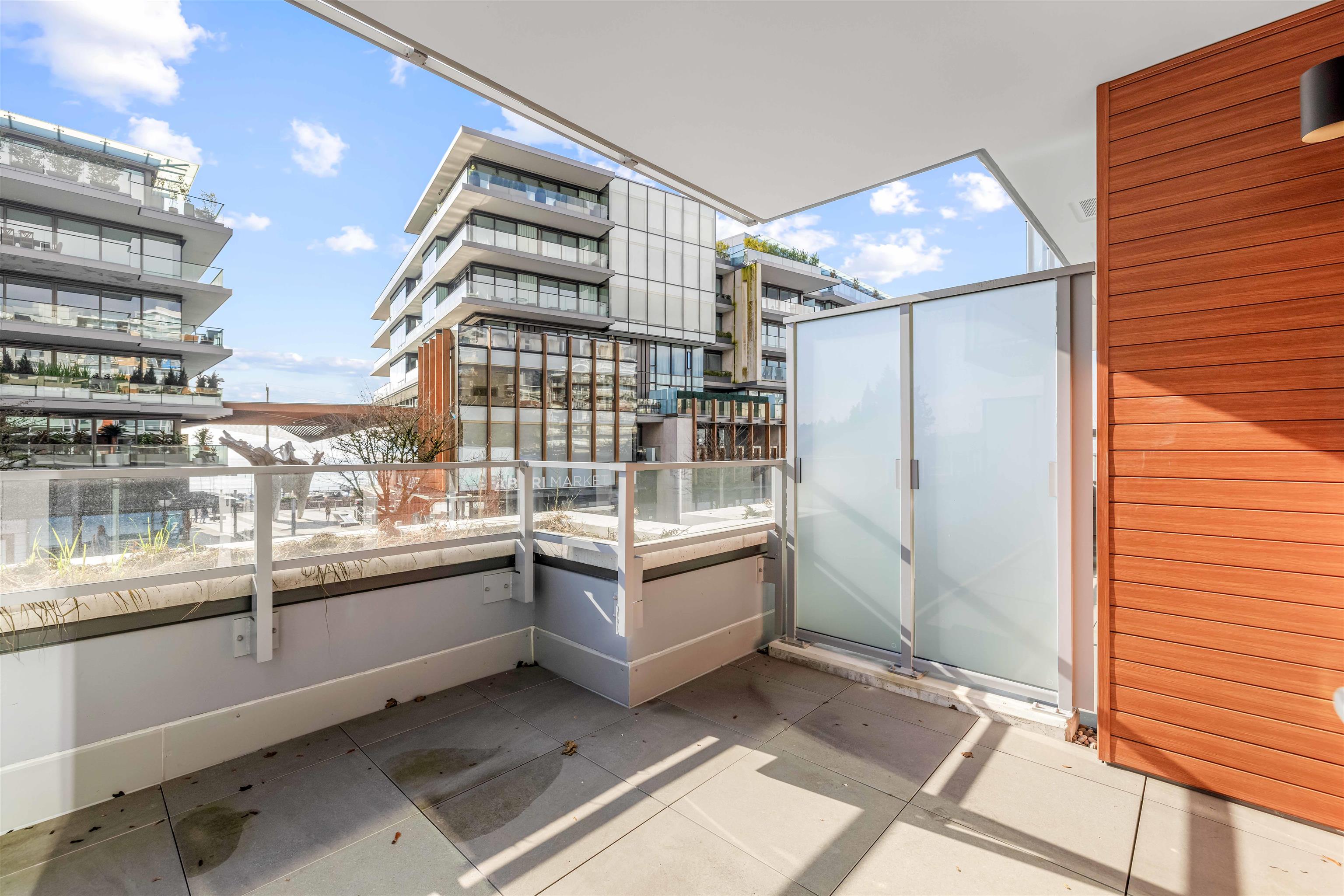 Listing image of 206 1331 MARINE DRIVE