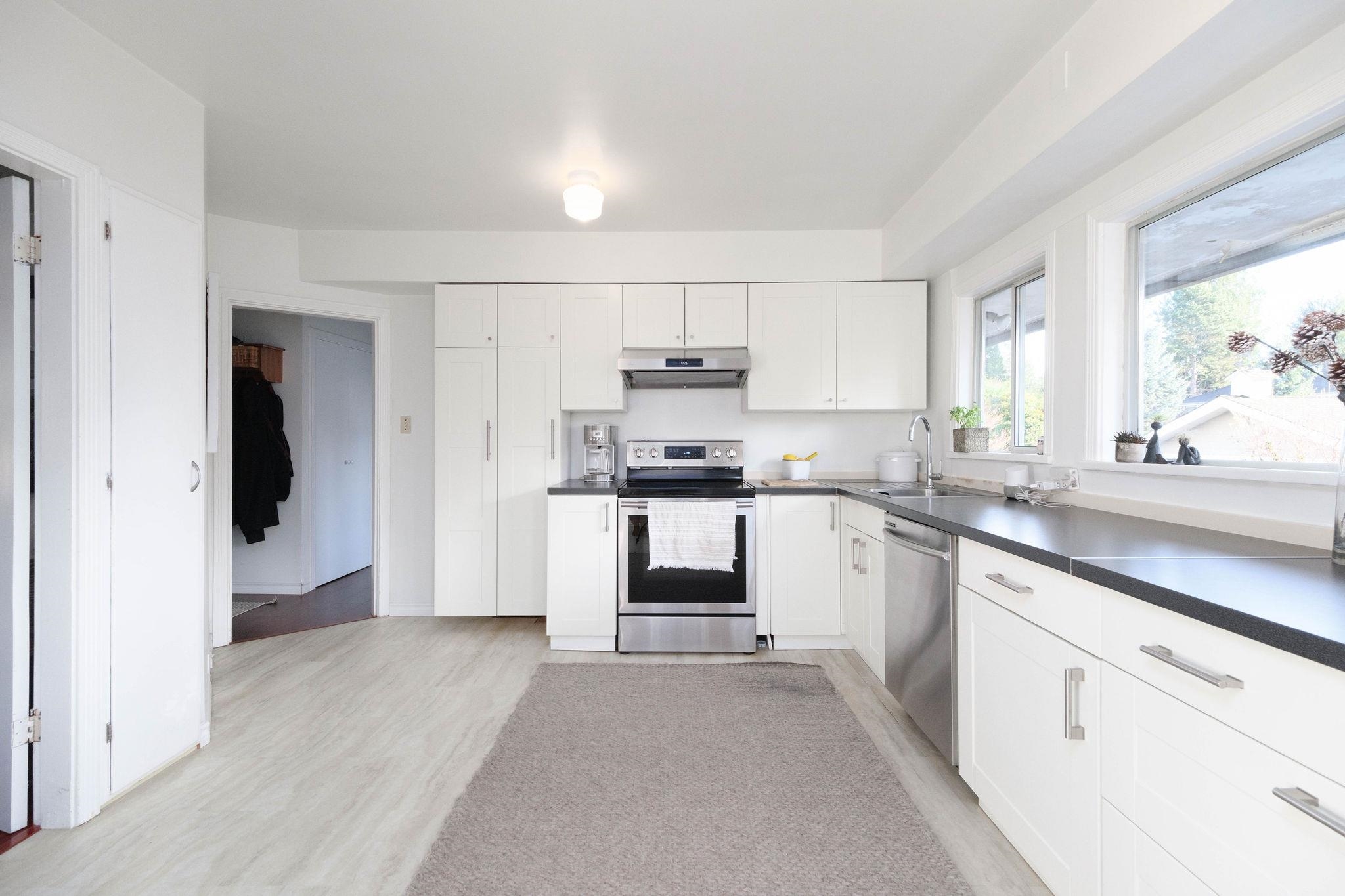Listing image of 2250 HAYWOOD AVENUE