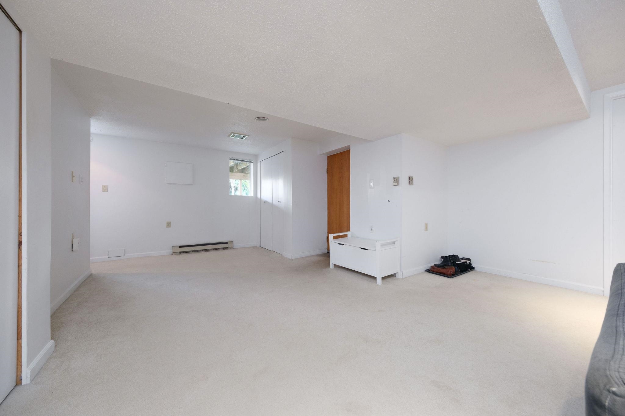 Listing image of 2250 HAYWOOD AVENUE