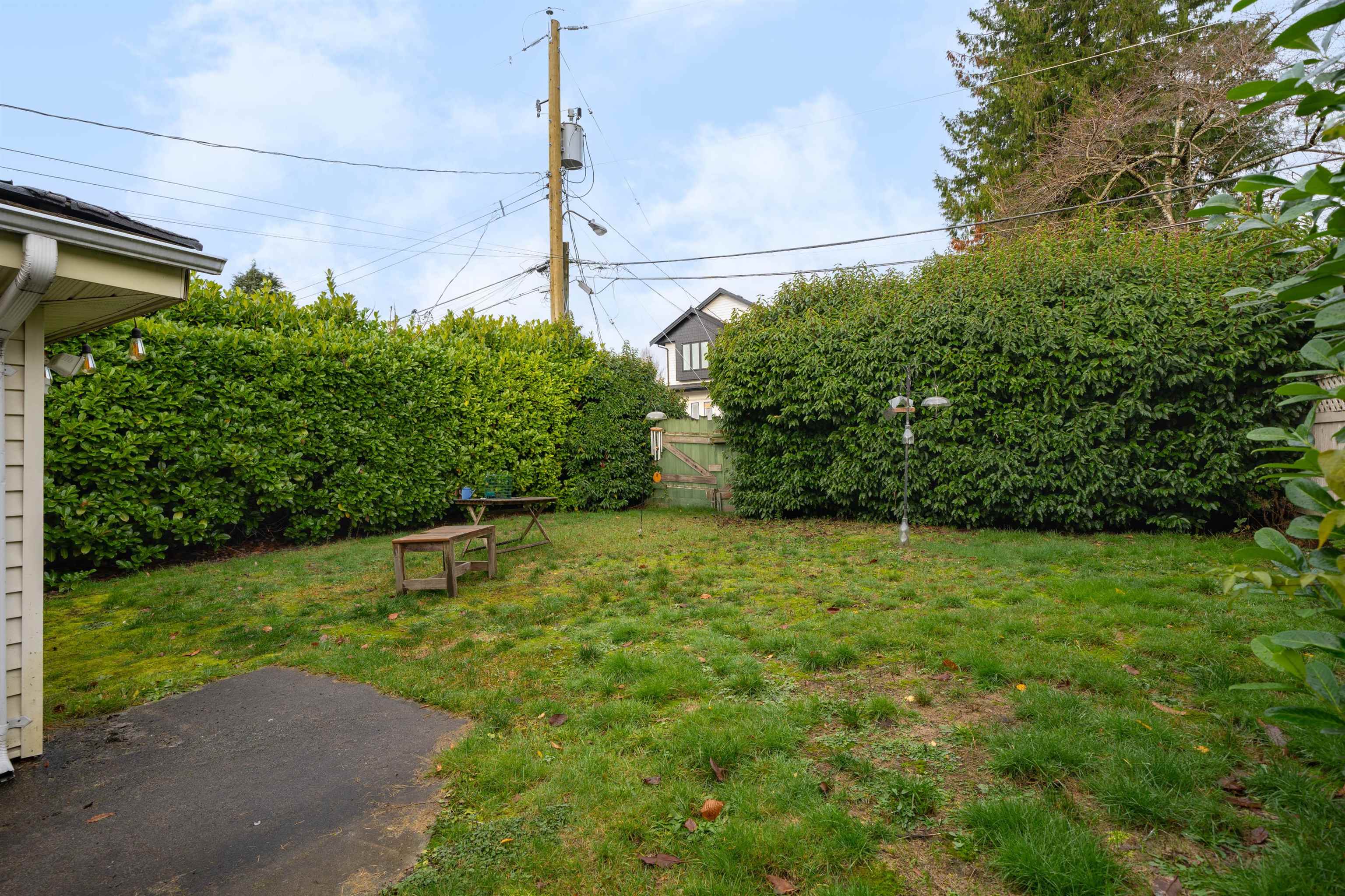 2577 E 16th Avenue, Vancouver, Renfrew Heights, V5M 2L5 4