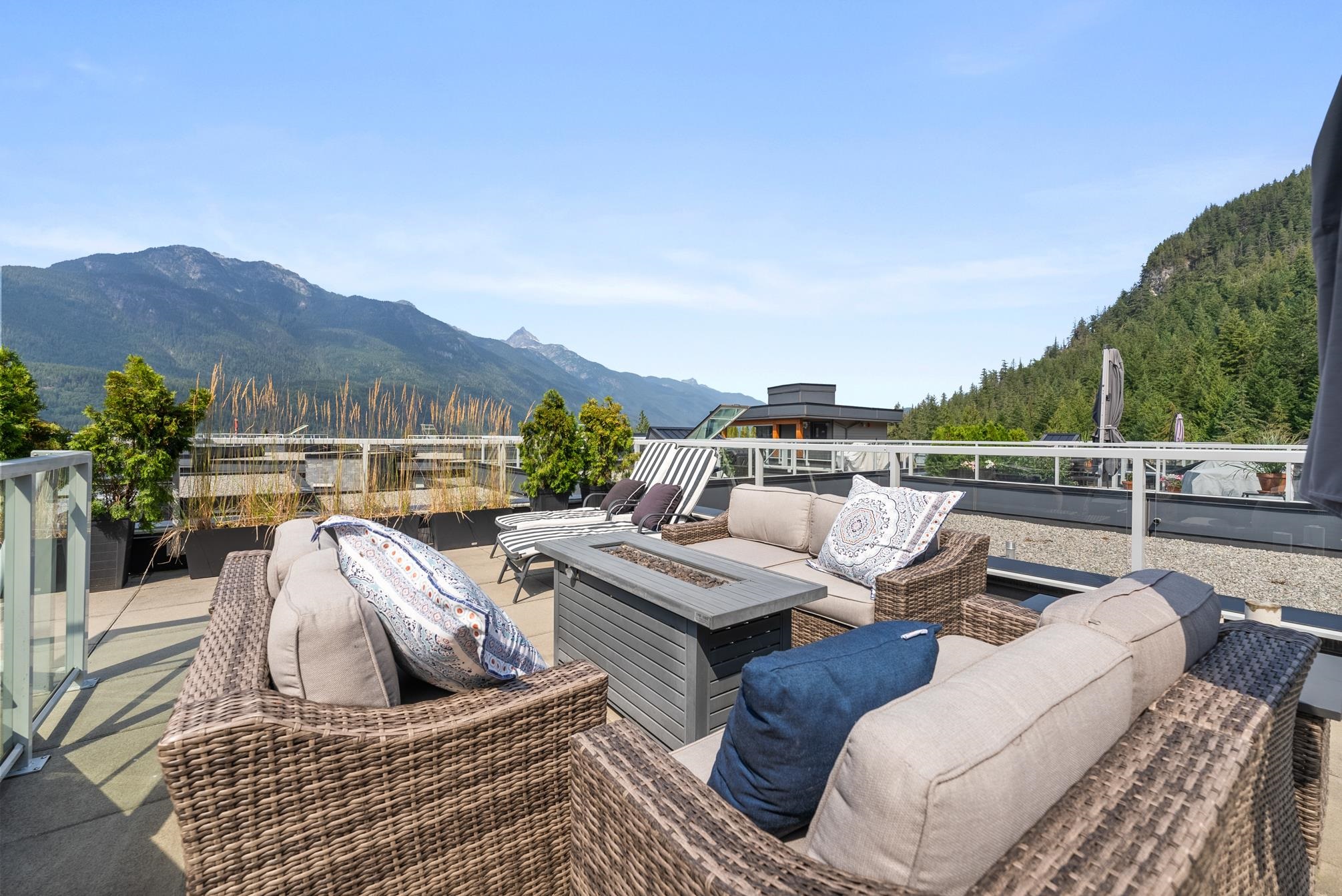 313 41328 Skyridge Place, Squamish, Tantalus, V8B 1A4 35