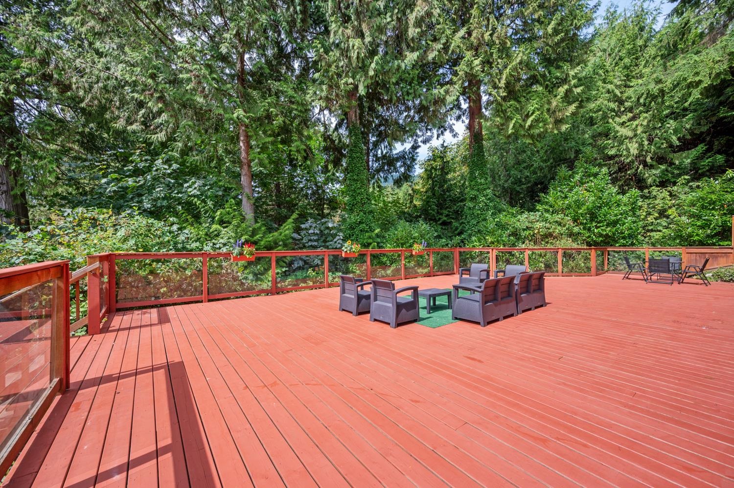 2045 27th Street, West Vancouver, Queens, V7V 4L3 29