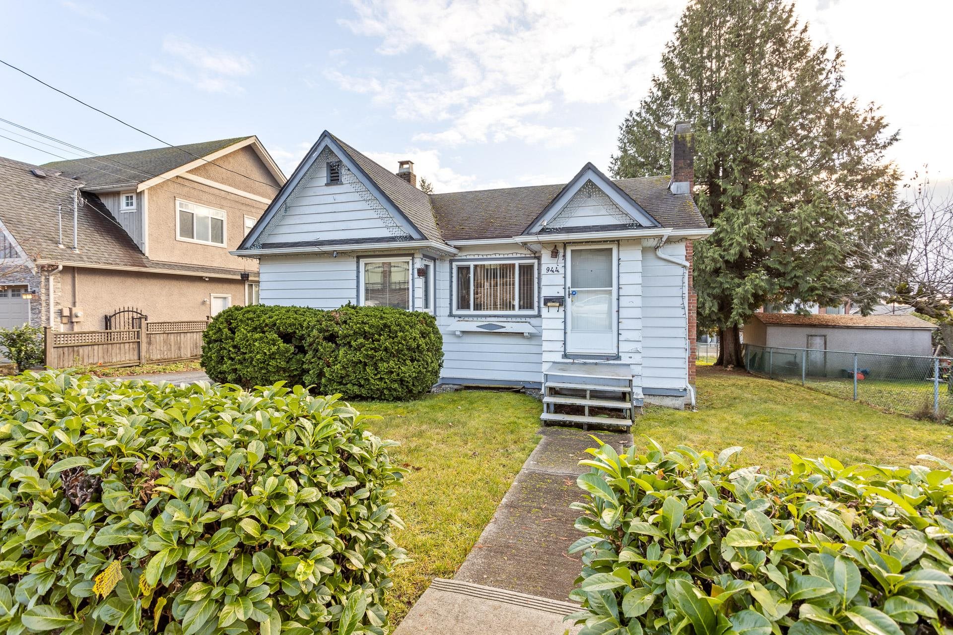 944 Charland Avenue, Coquitlam, Central Coquitlam, V3K 3K6 12