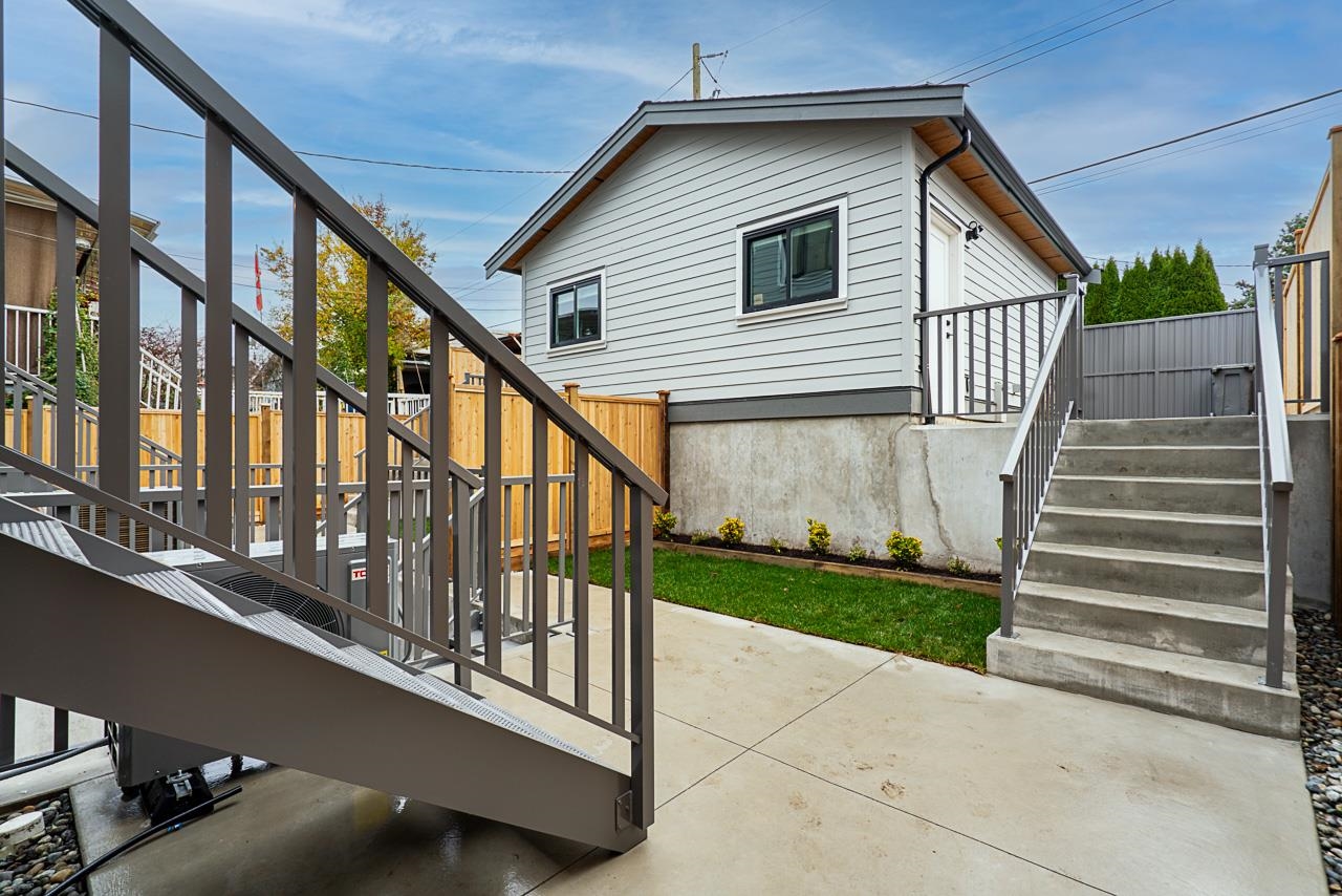 3466 Mons Drive, Vancouver, Renfrew Heights, V5M 3E6 35