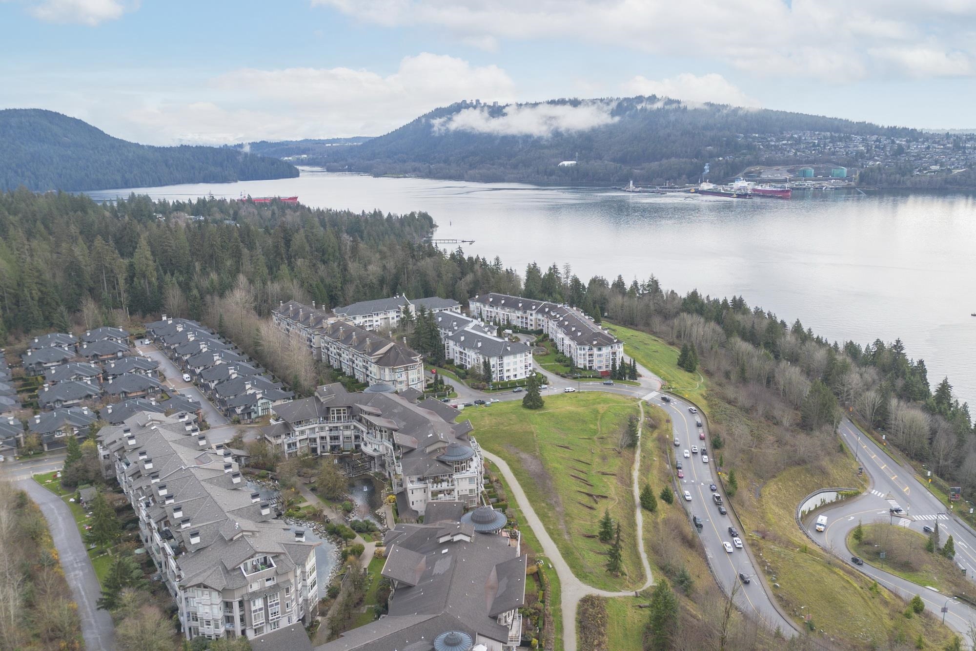 107 3608 Deercrest Drive, North Vancouver, Roche Point, V7G 2S8 33