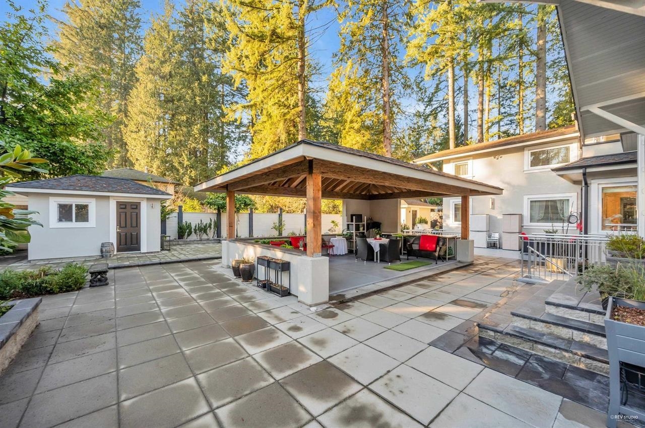 Listing image of 4511 CAPILANO ROAD