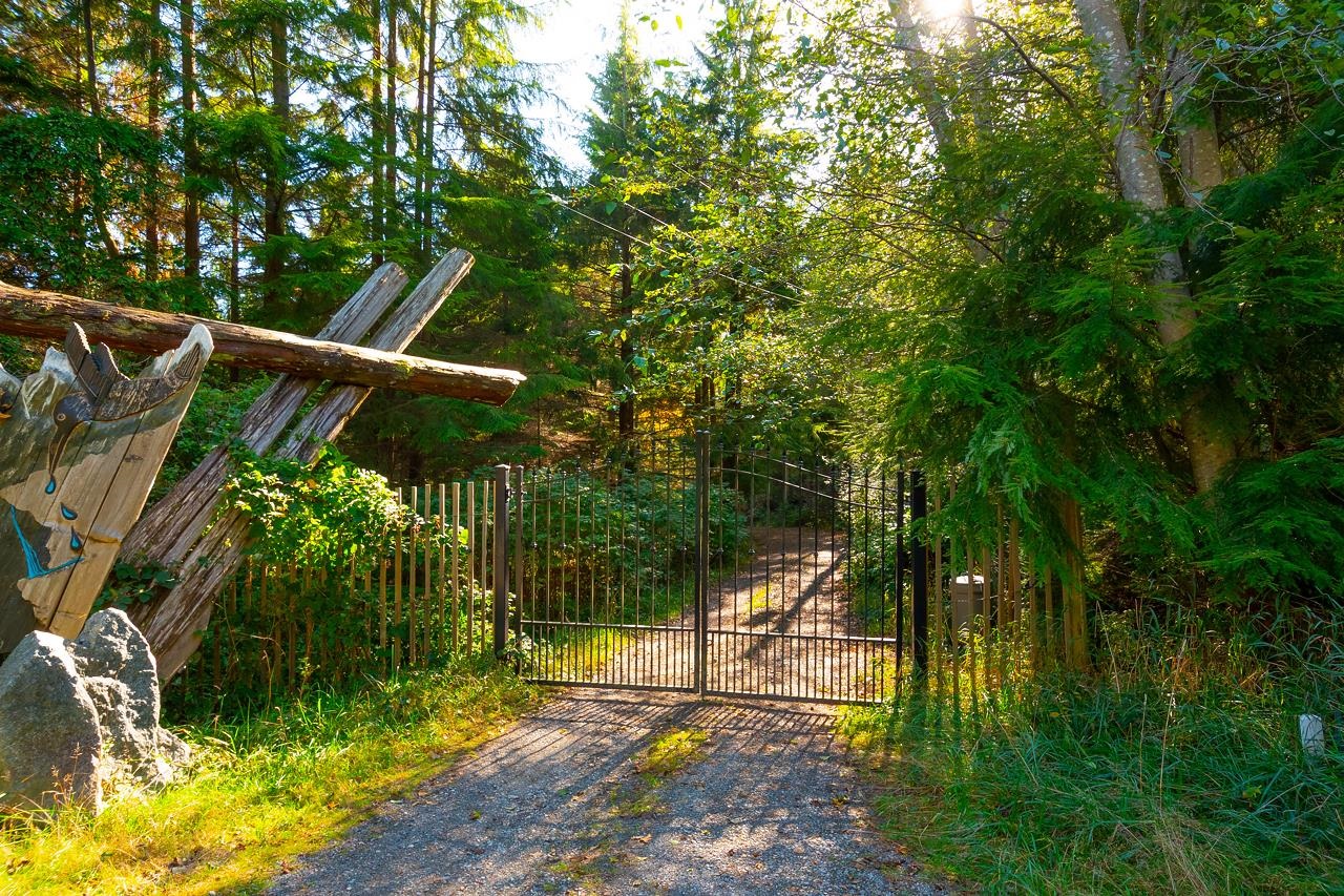 Listing image of 1293 WESTSIDE ROAD