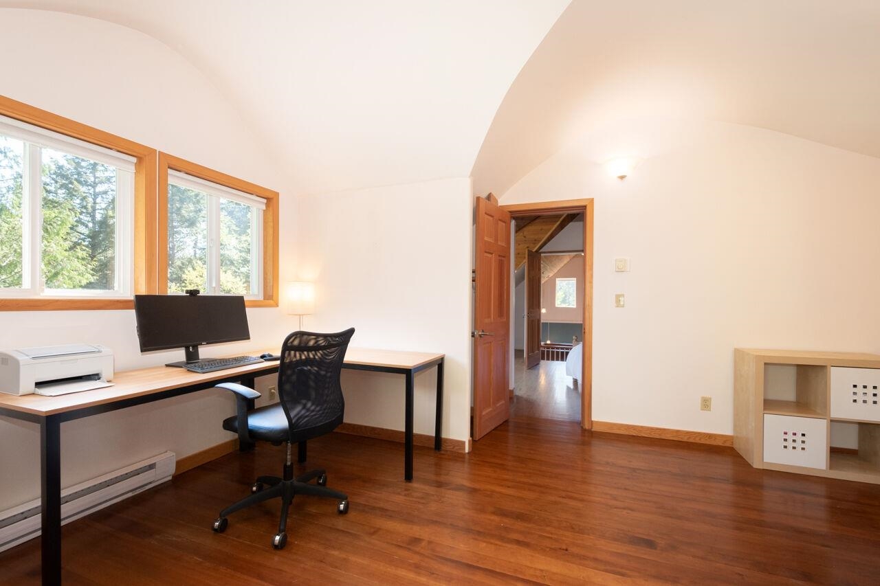 Listing image of 1293 WESTSIDE ROAD