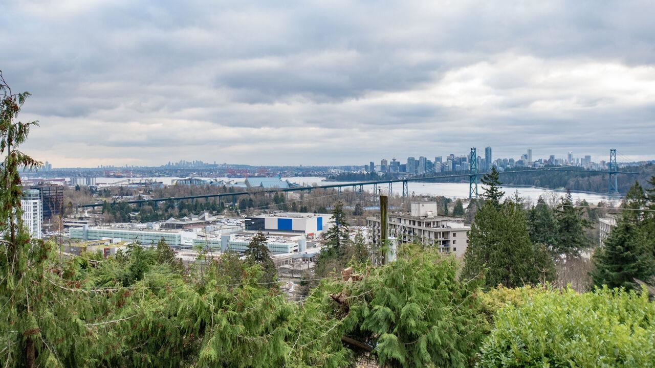 986 Esquimalt Avenue, West Vancouver, Sentinel Hill, V7T 1J8 19