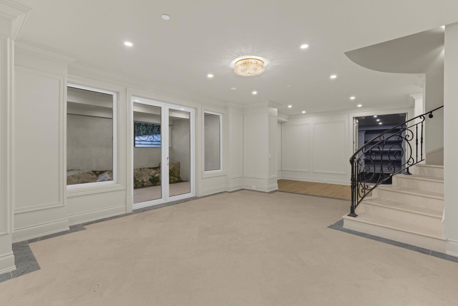 Listing image of 1445 SANDHURST PLACE