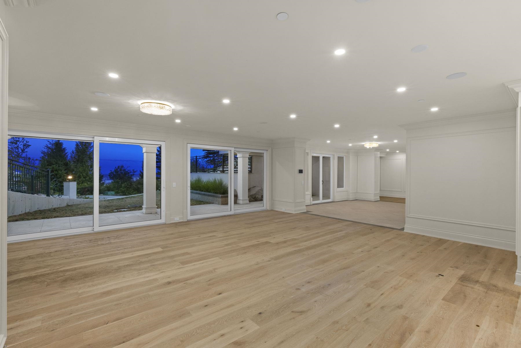 Listing image of 1445 SANDHURST PLACE