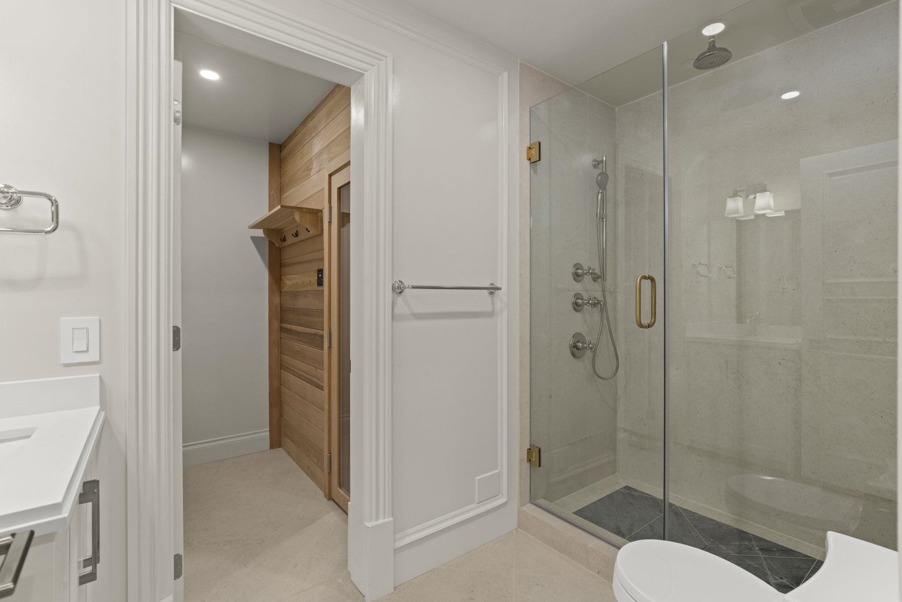Listing image of 1445 SANDHURST PLACE