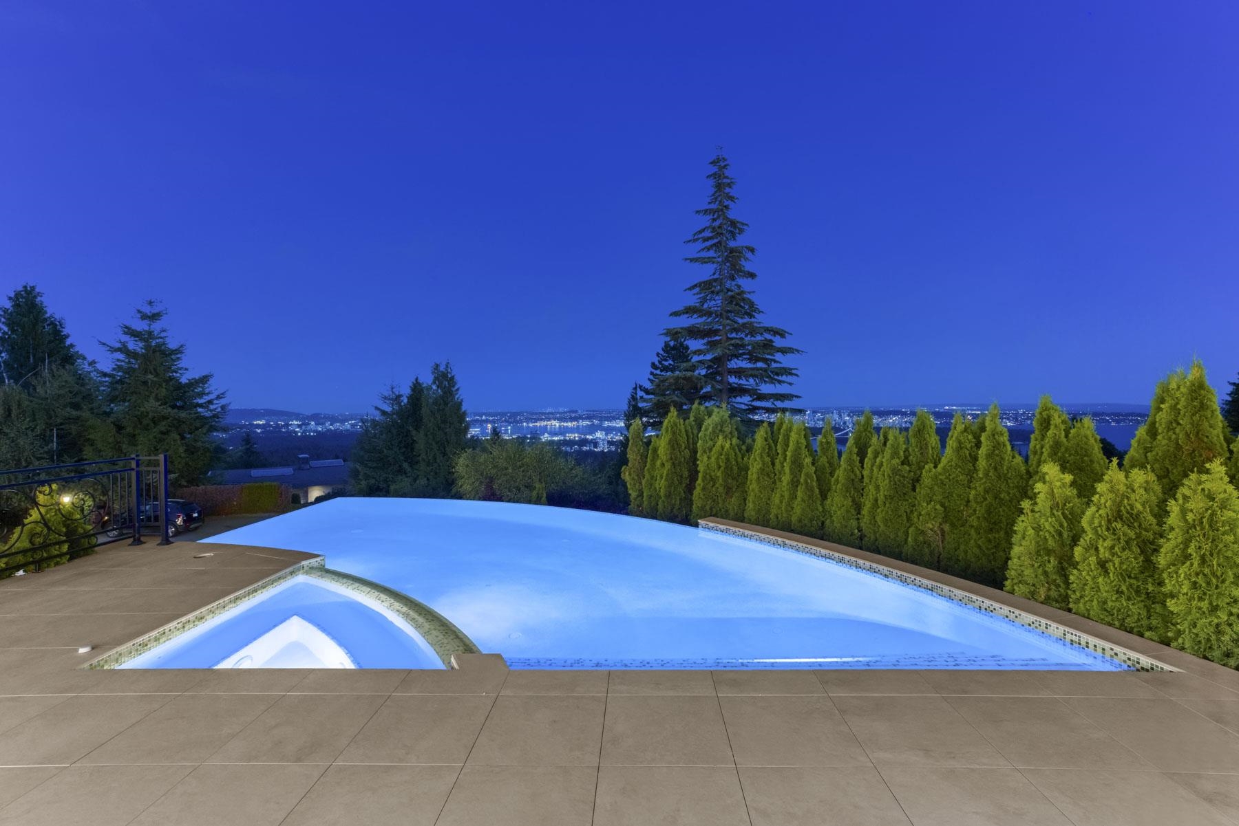 Listing image of 1445 SANDHURST PLACE