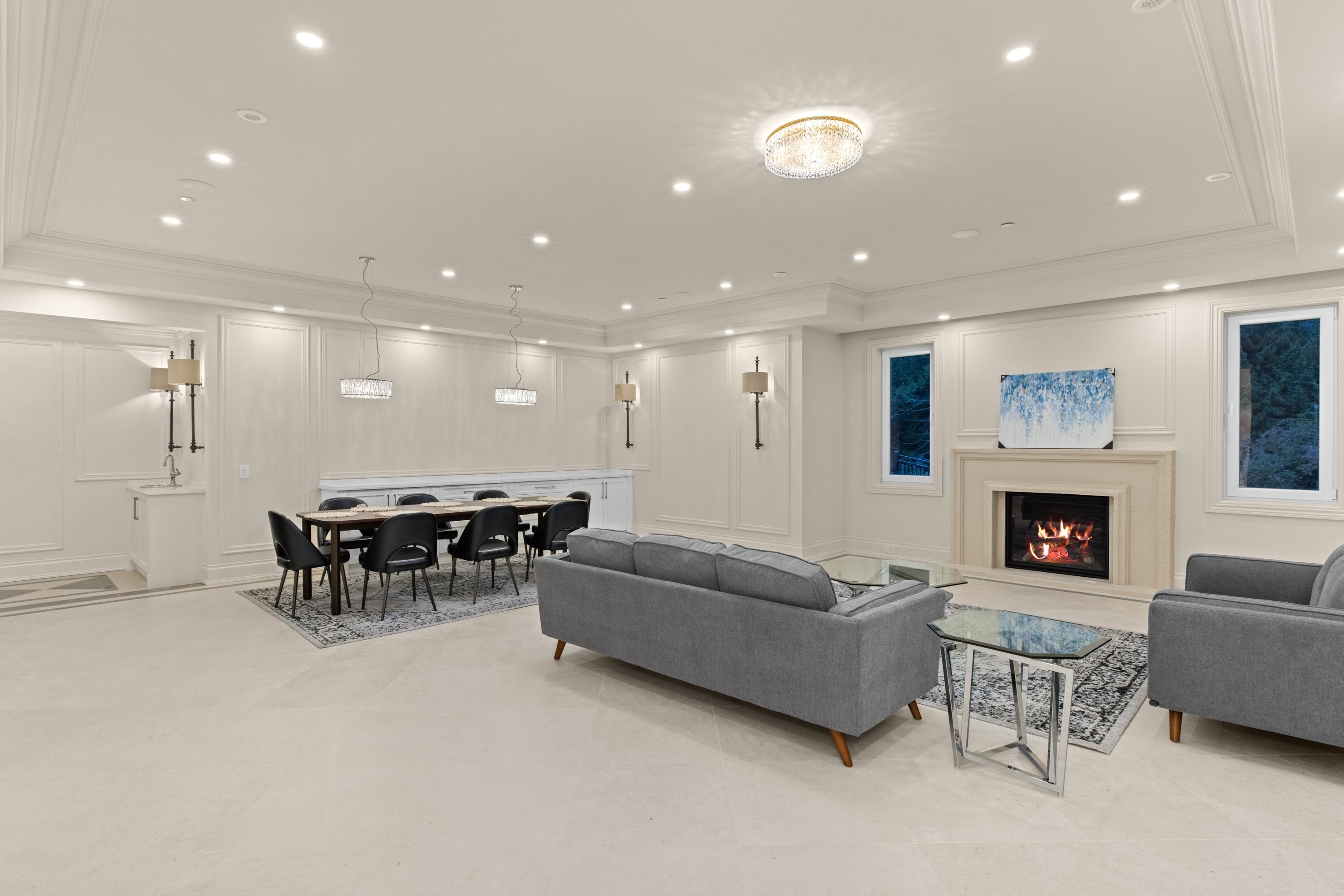 Listing image of 1445 SANDHURST PLACE