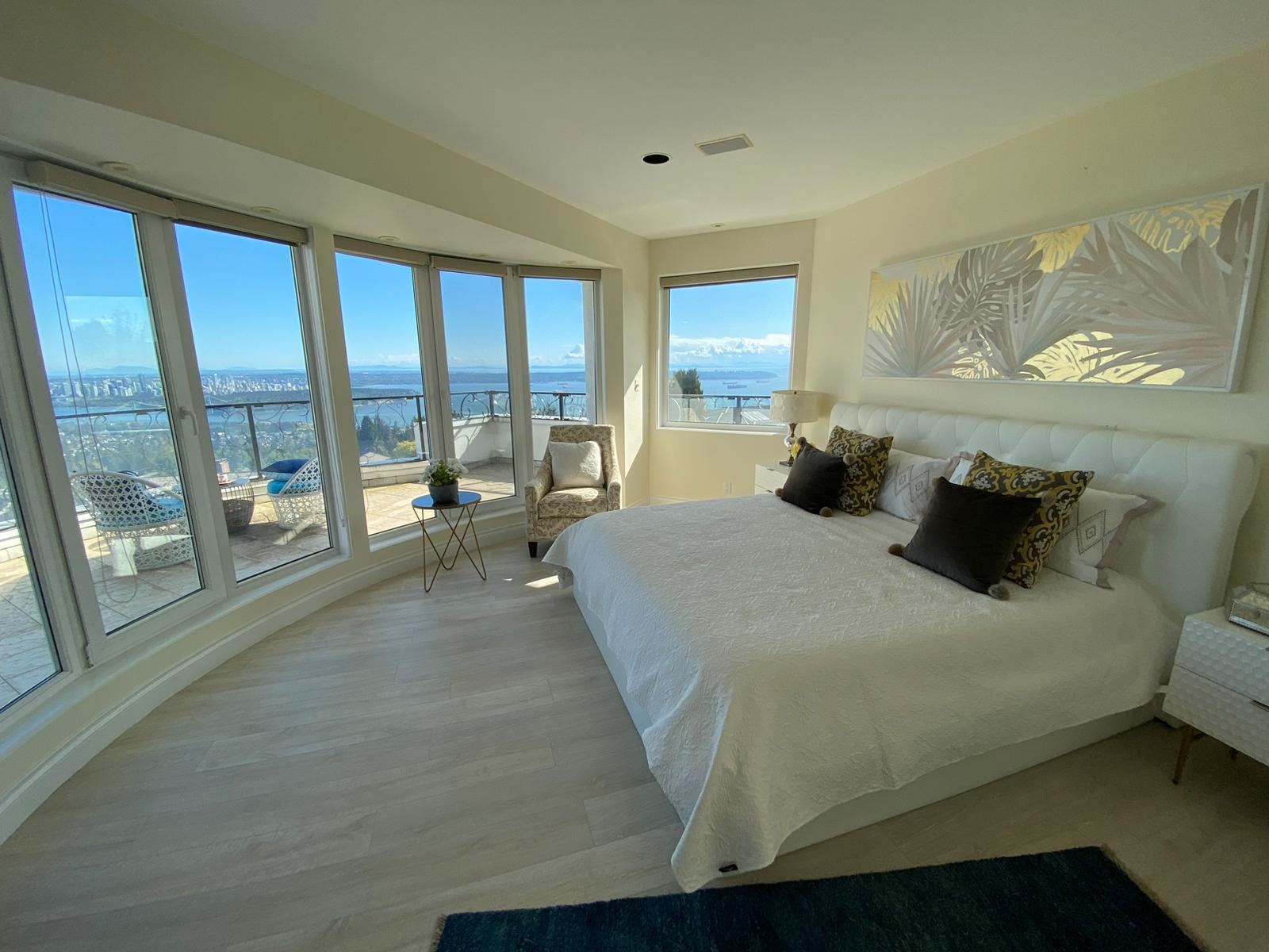 Listing image of 1409 CHARTWELL DRIVE