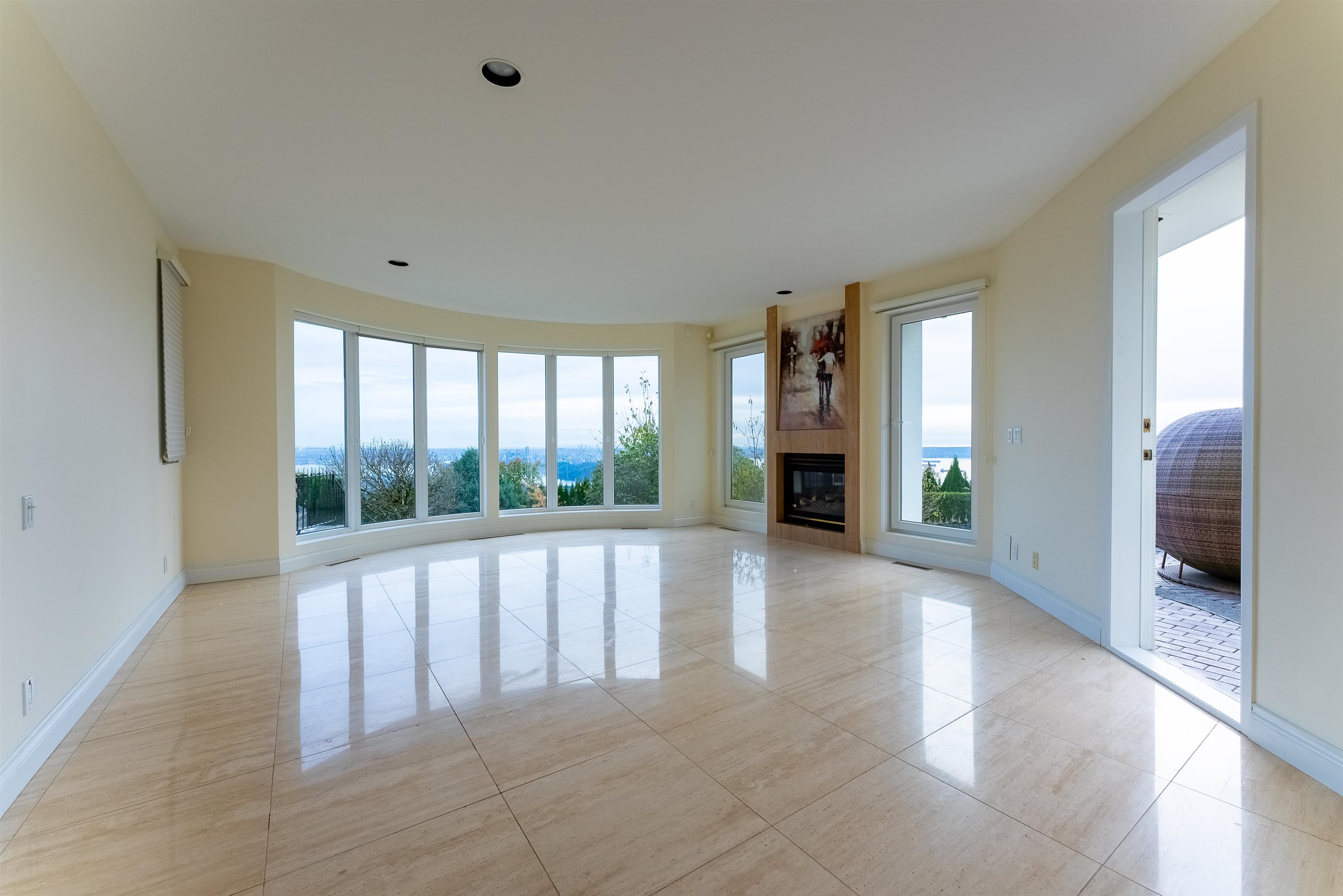 Listing image of 1409 CHARTWELL DRIVE