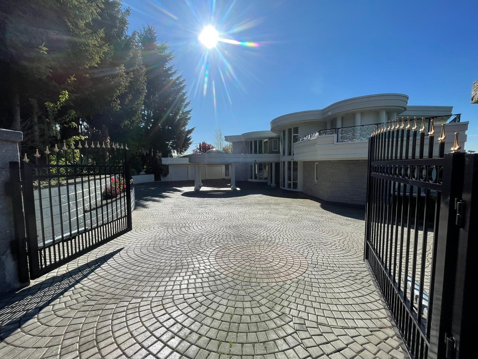 Listing image of 1409 CHARTWELL DRIVE