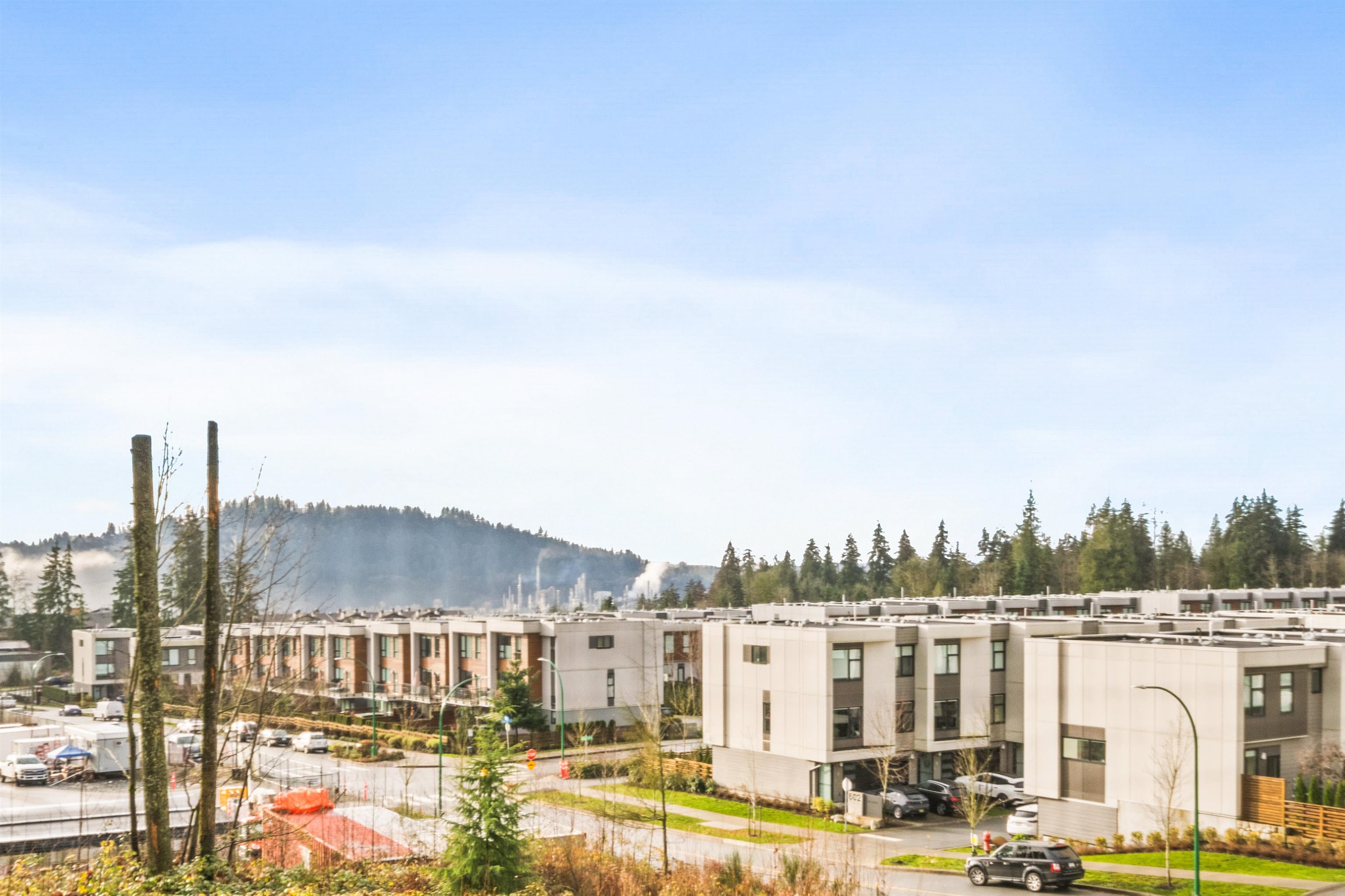 Listing image of 317 630 ROCHE POINT DRIVE