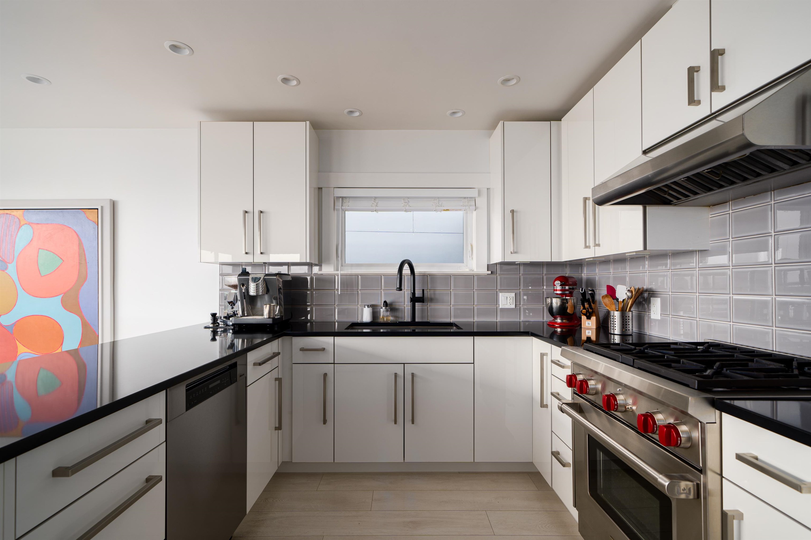 Listing image of 3757 ST PAULS AVENUE