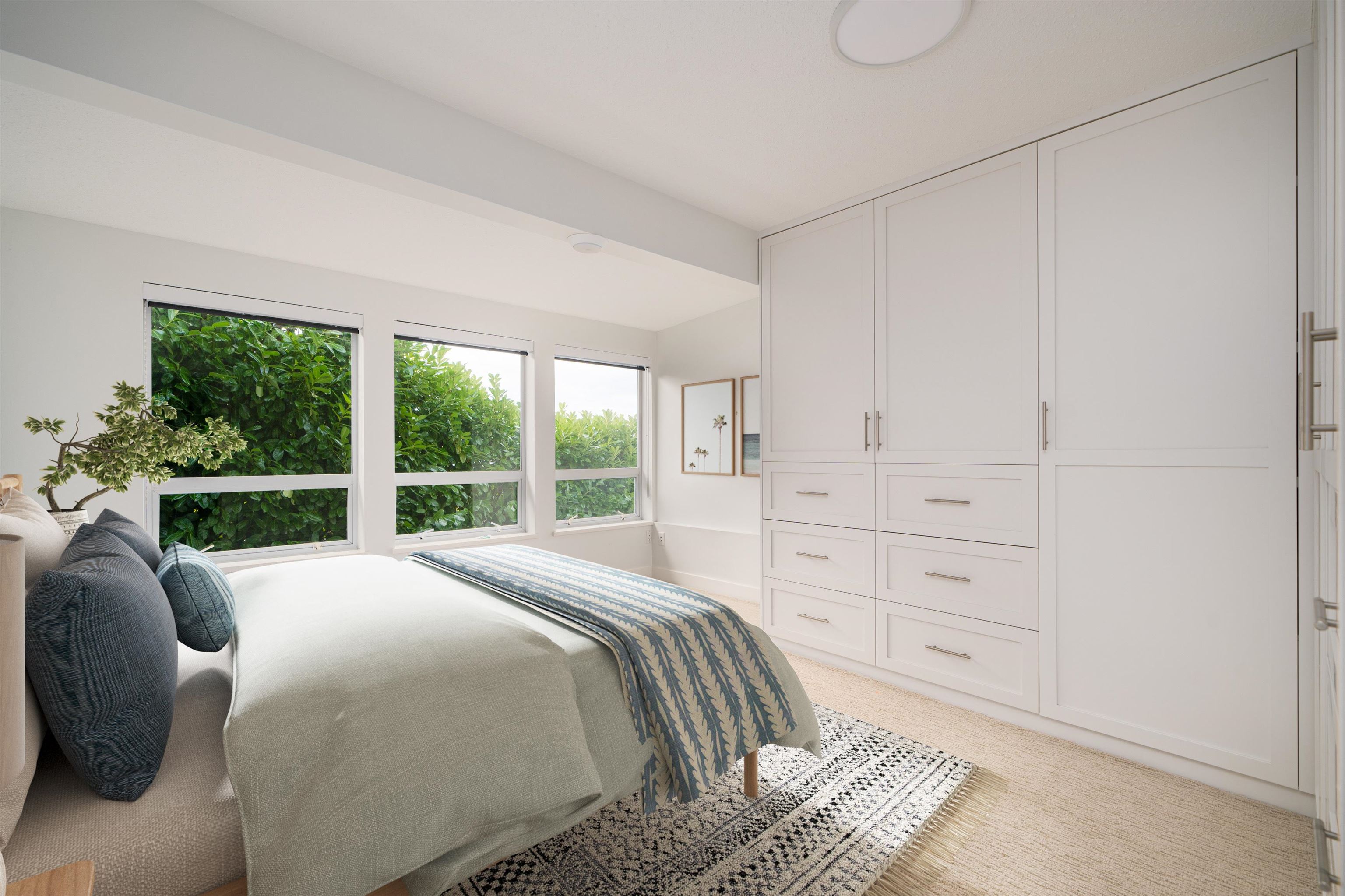 Listing image of 3757 ST PAULS AVENUE