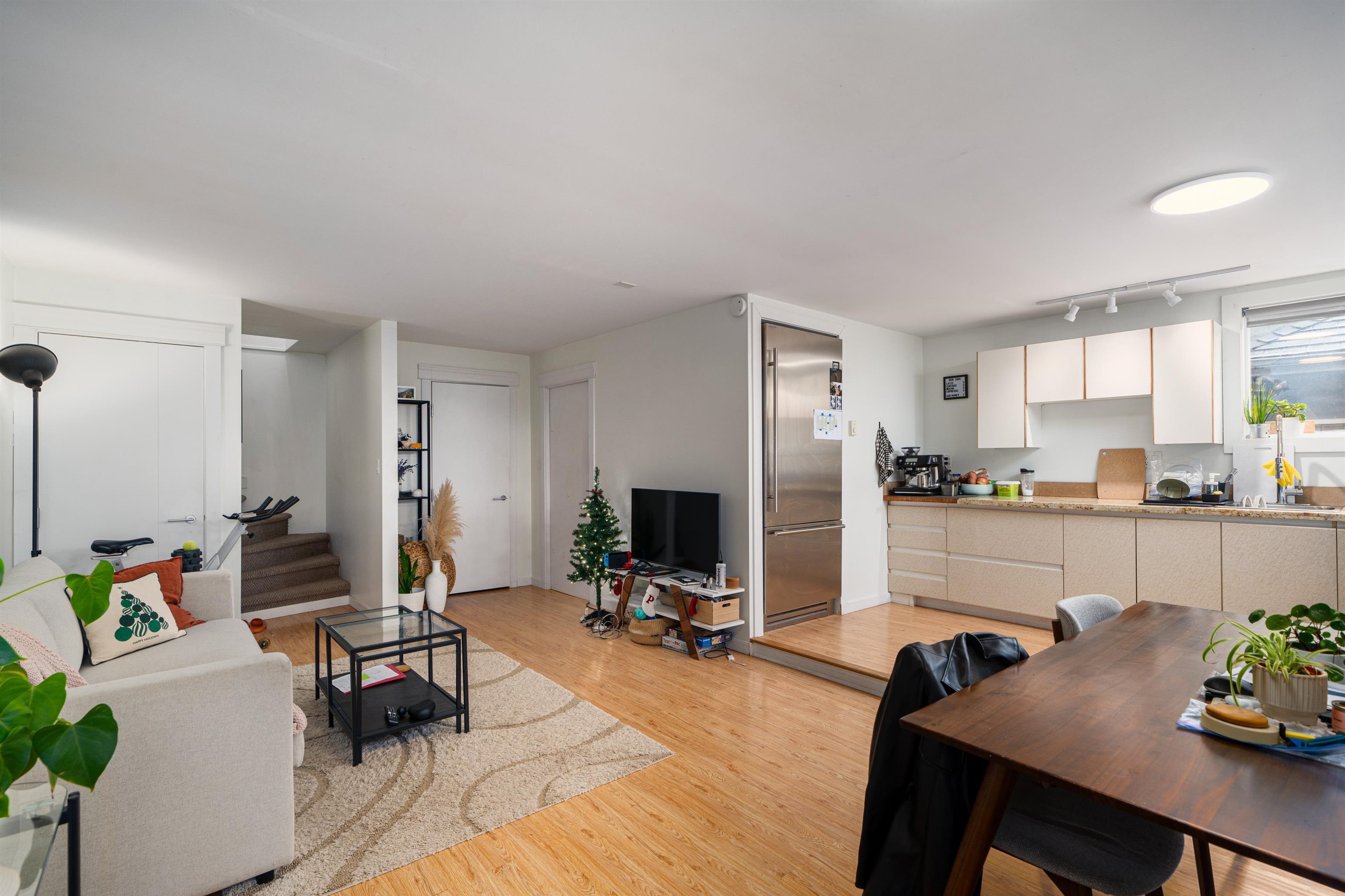 Listing image of 3757 ST PAULS AVENUE