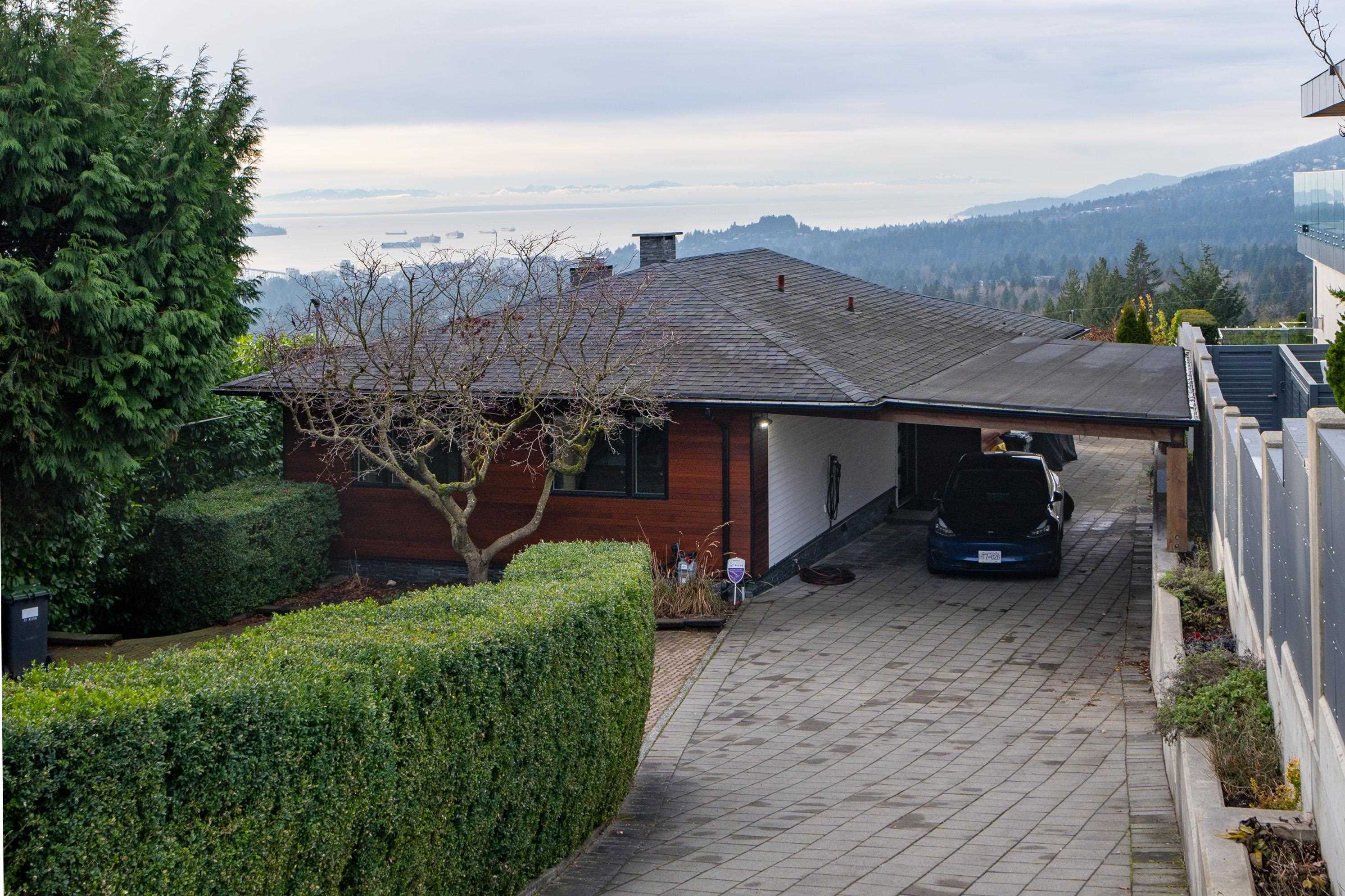 Listing image of 3757 ST PAULS AVENUE