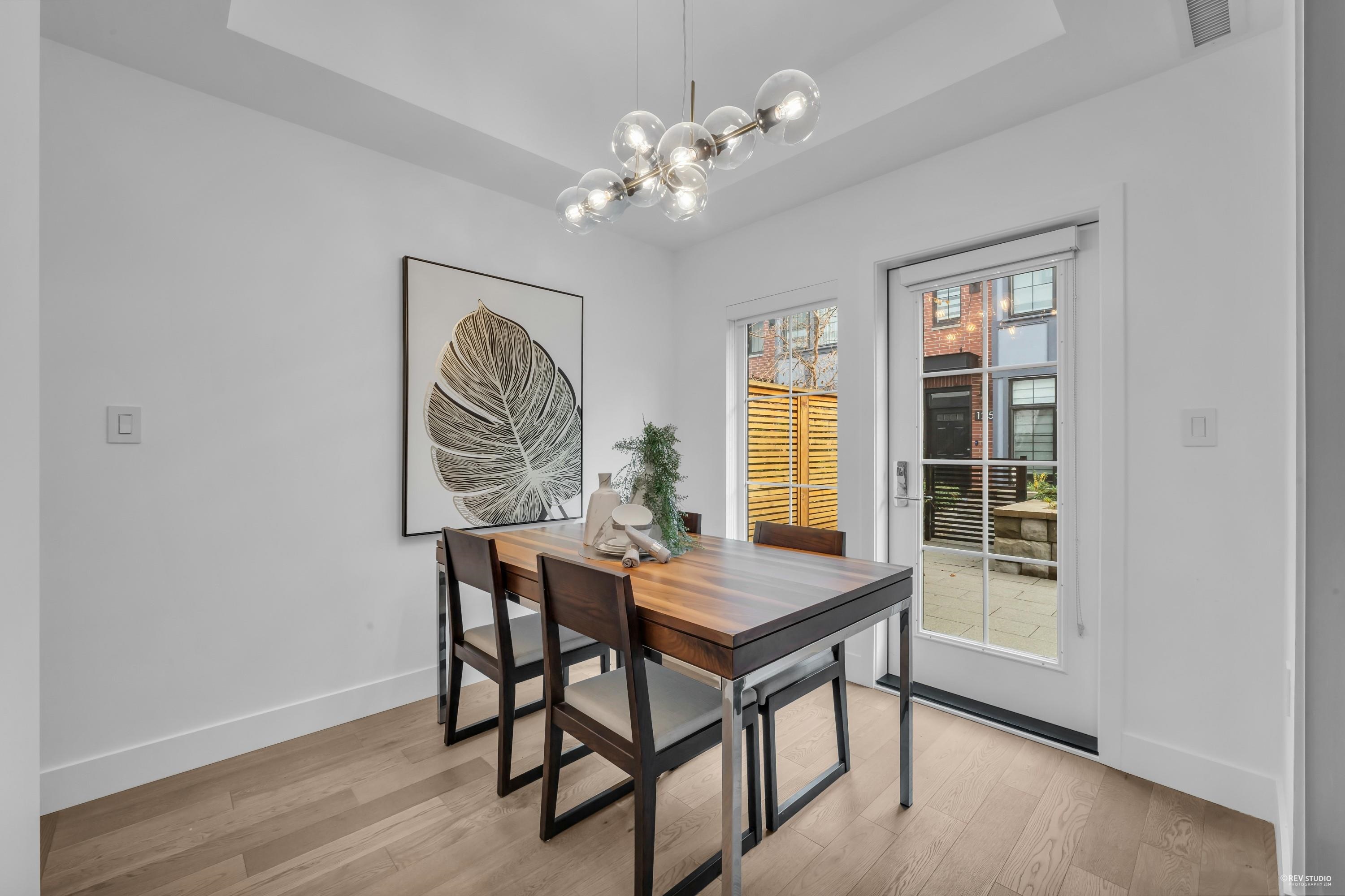 Listing image of 118 2070 CURLING ROAD