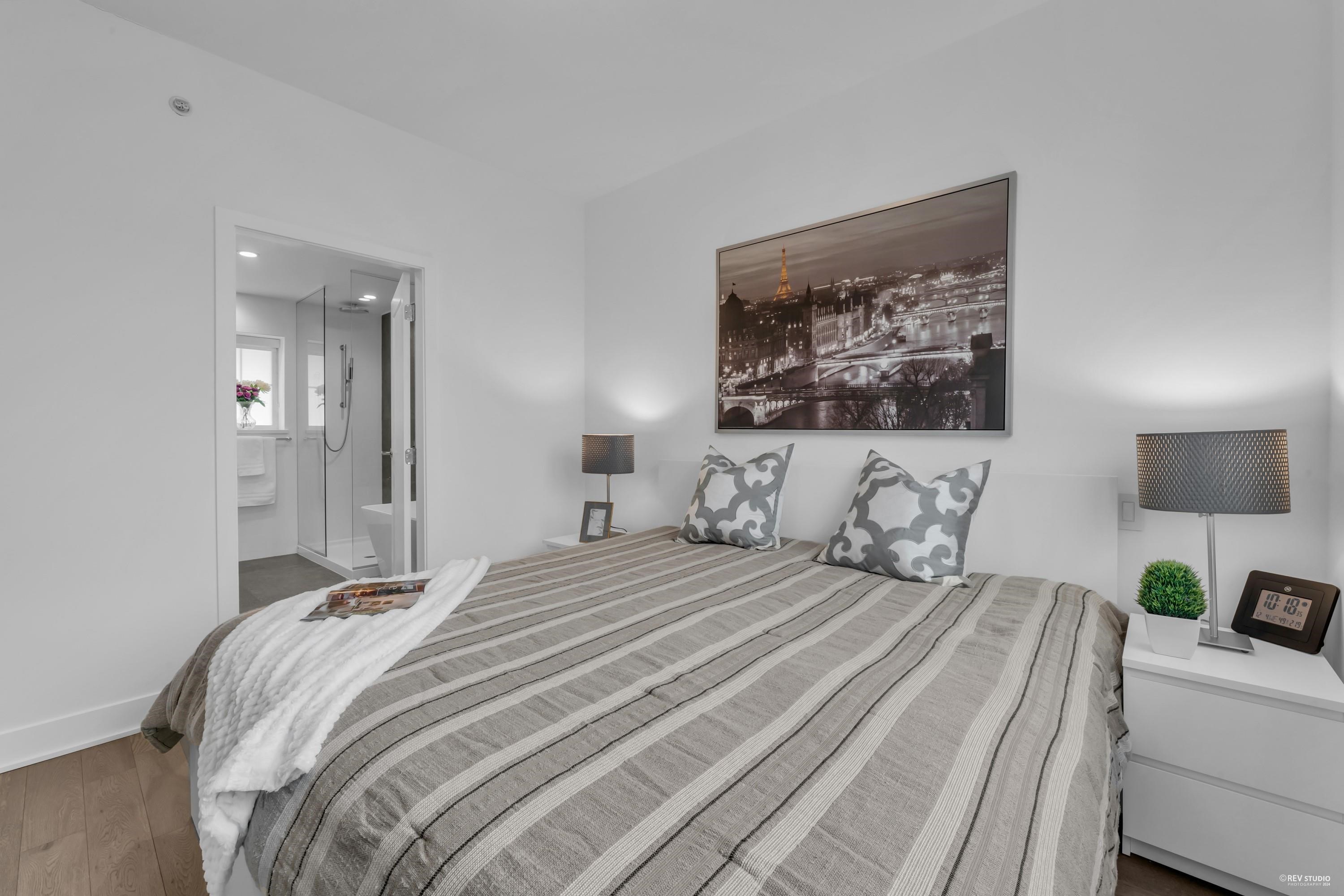 Listing image of 118 2070 CURLING ROAD
