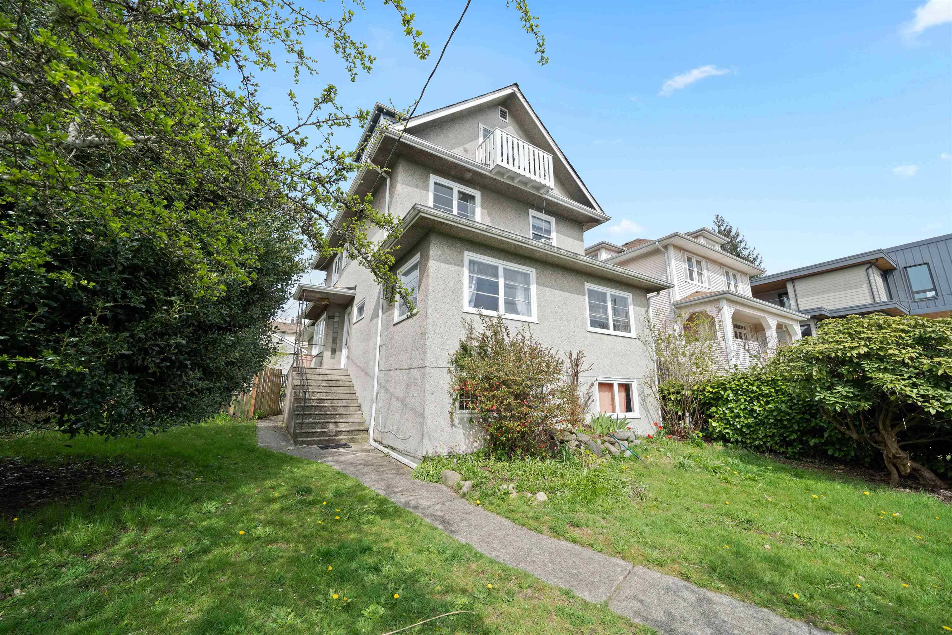 Listing image of 444 E 6TH STREET