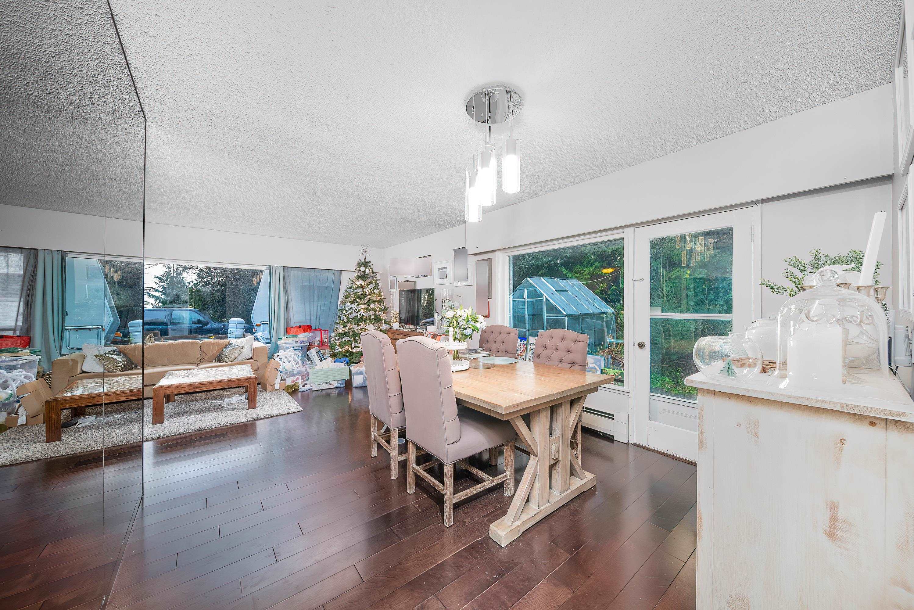 Listing image of 77 DESSWOOD PLACE