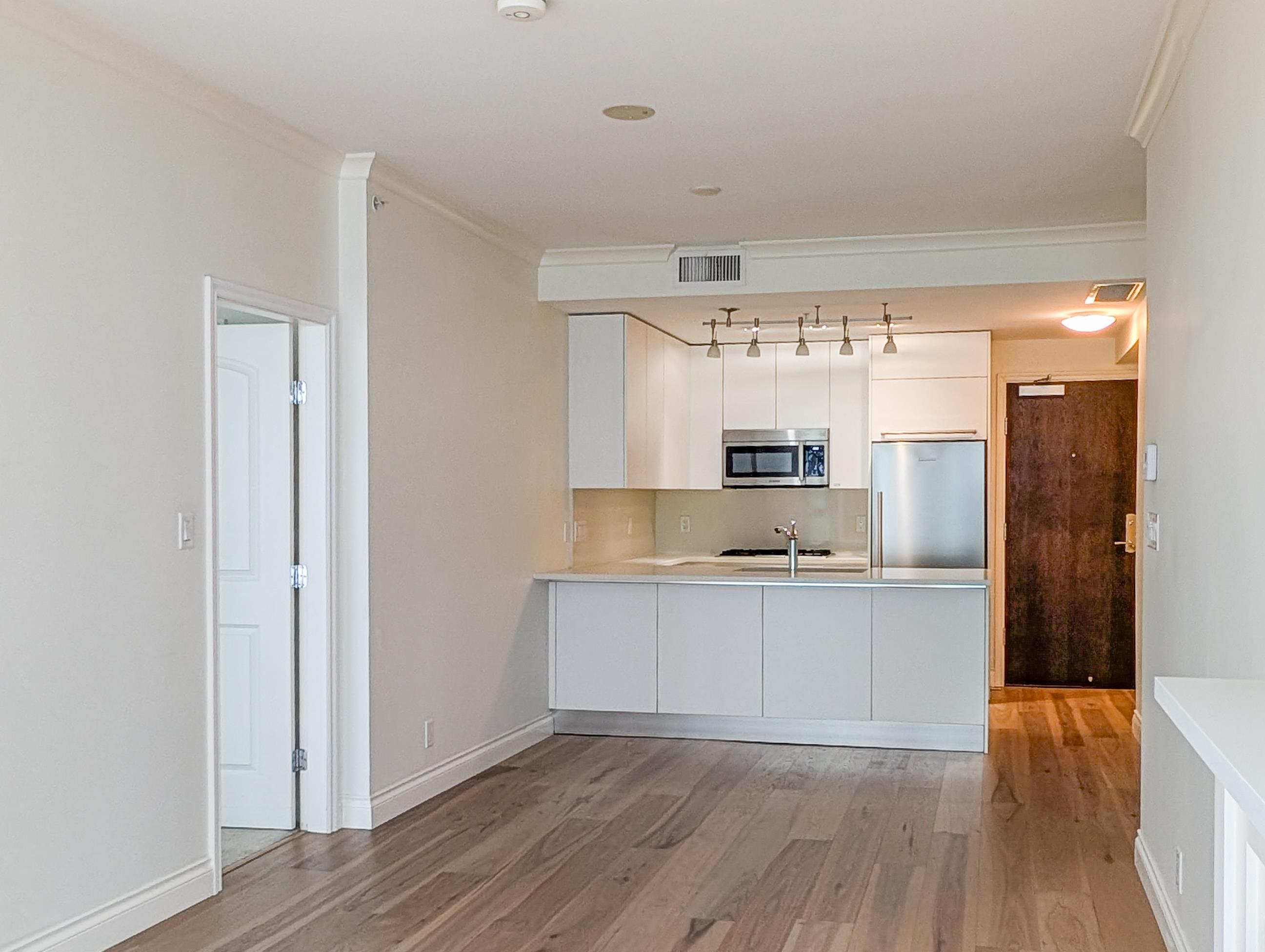 Listing image of 404 199 VICTORY SHIP WAY