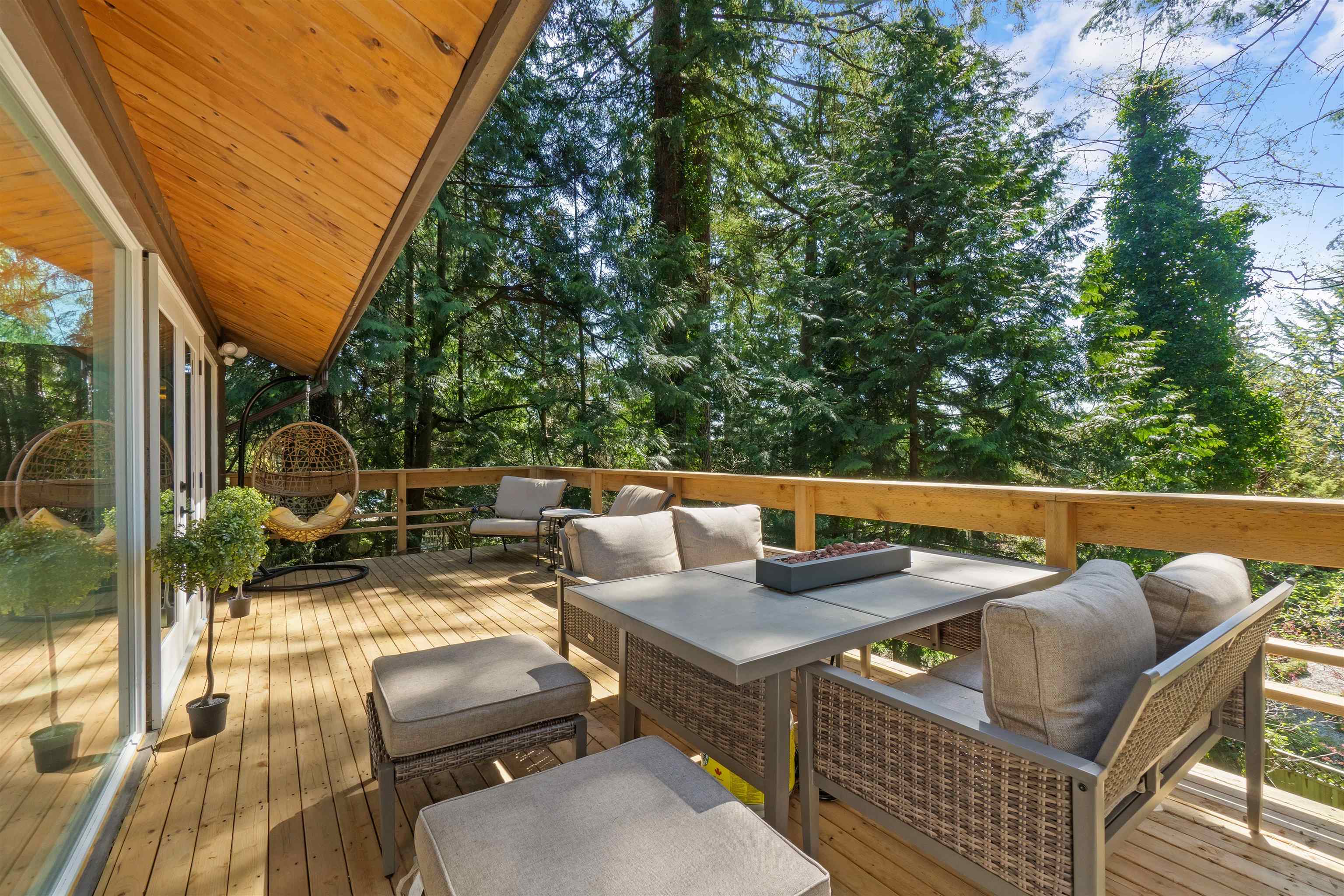 Princess Park House/Single Family for sale:  6 bedroom 3,600 sq.ft. (Listed 2025-01-15)