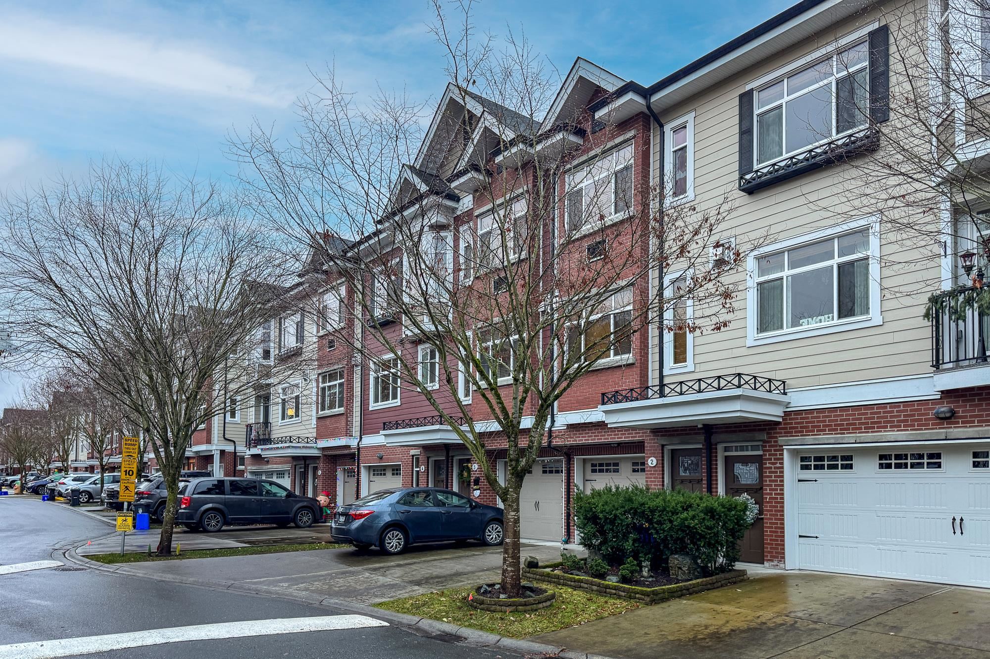 2 8068 207 Street, Langley, Willoughby Heights, V2Y 0M9 3