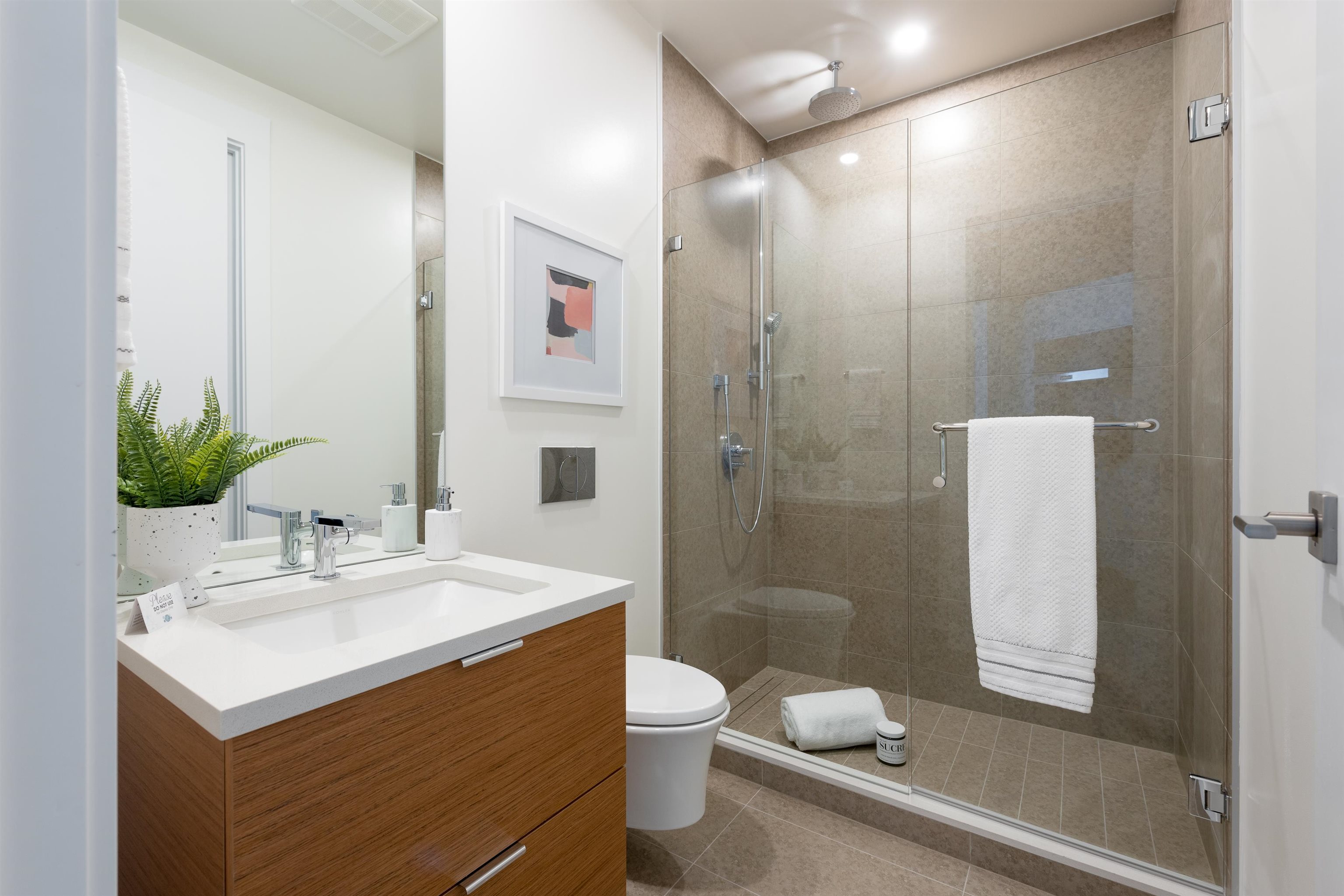 Listing image of 404 6699 NELSON AVENUE