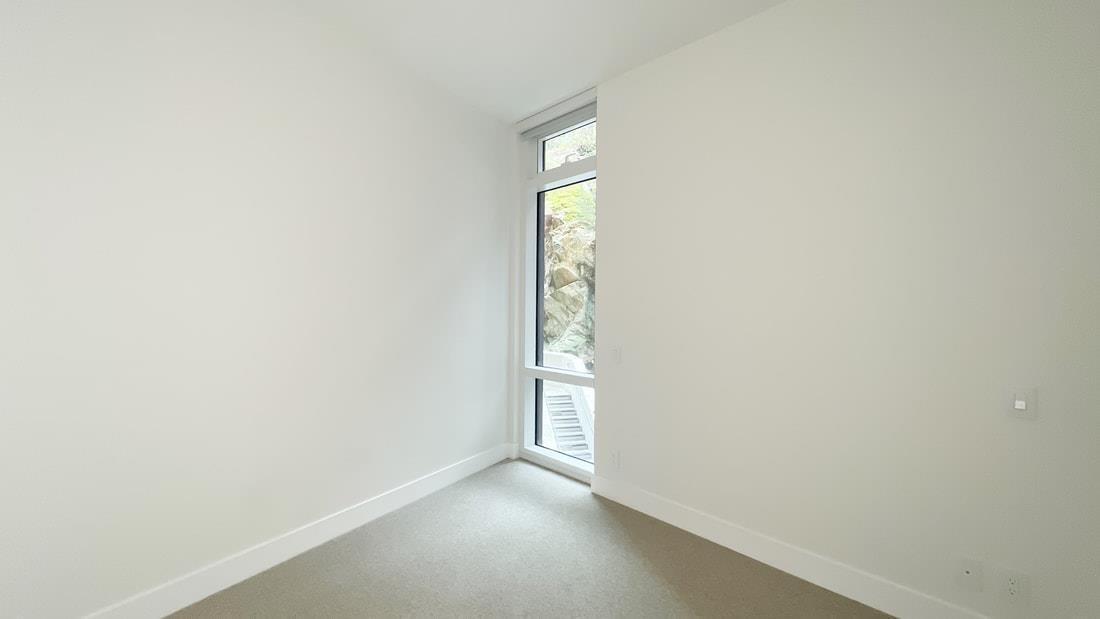 Listing image of 404 6699 NELSON AVENUE