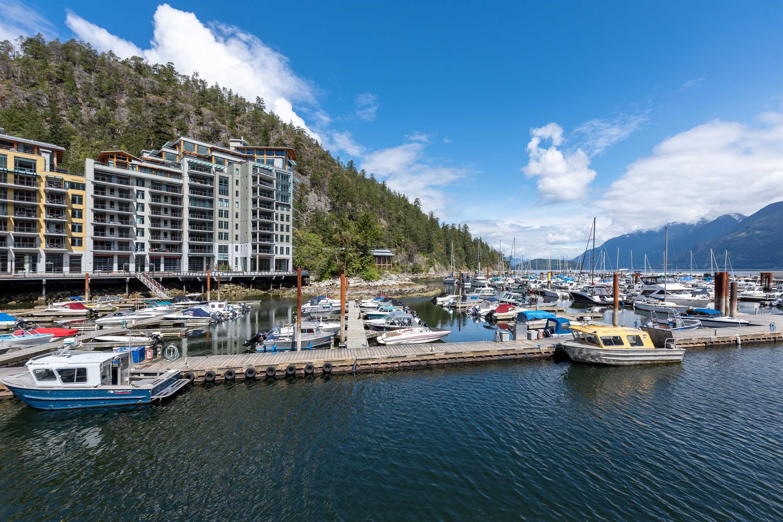 Listing image of 404 6699 NELSON AVENUE