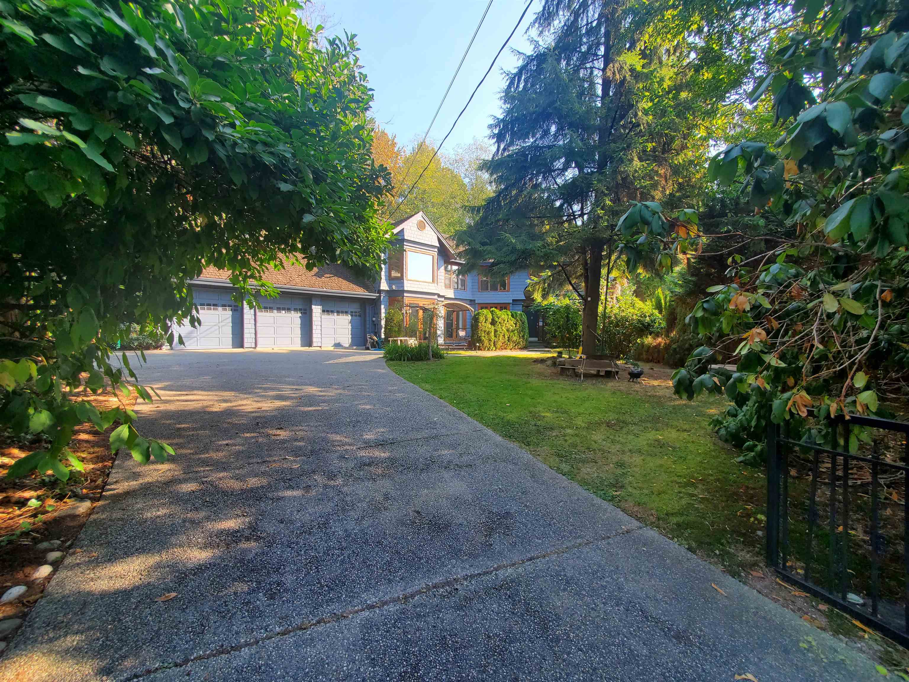 Listing image of 992 3RD STREET